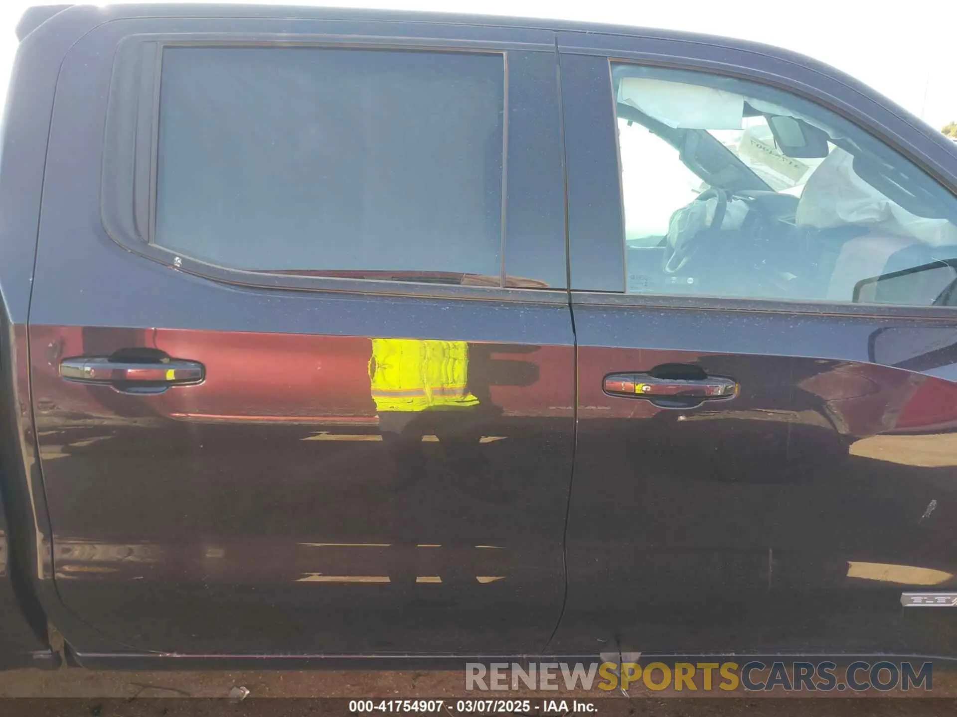 13 fotografías del automóvil dañado 3GTPUCEK5RG450783 GMC SIERRA 1500 2024