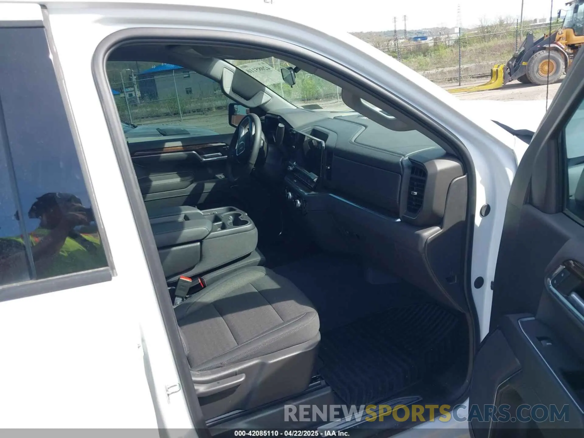 5 fotografías del automóvil dañado 3GTPUJEK6RG311217 GMC SIERRA 1500 2024