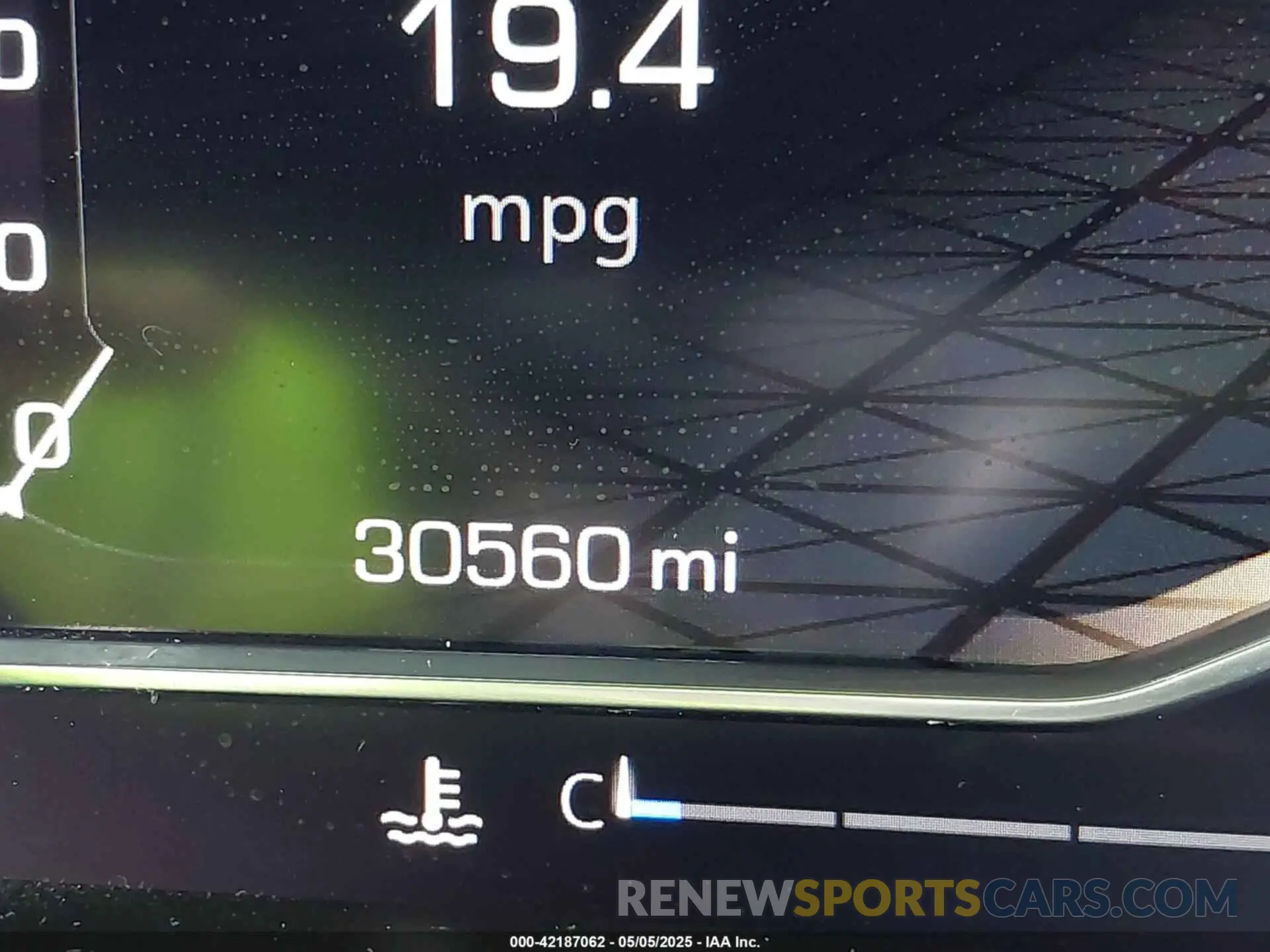 15 fotografías del automóvil dañado 3GTUUDED3RG247370 GMC SIERRA 1500 2024