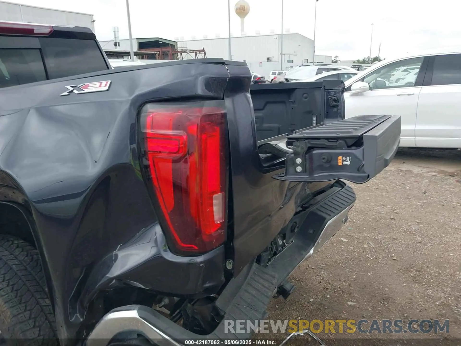 21 fotografías del automóvil dañado 3GTUUDED3RG247370 GMC SIERRA 1500 2024