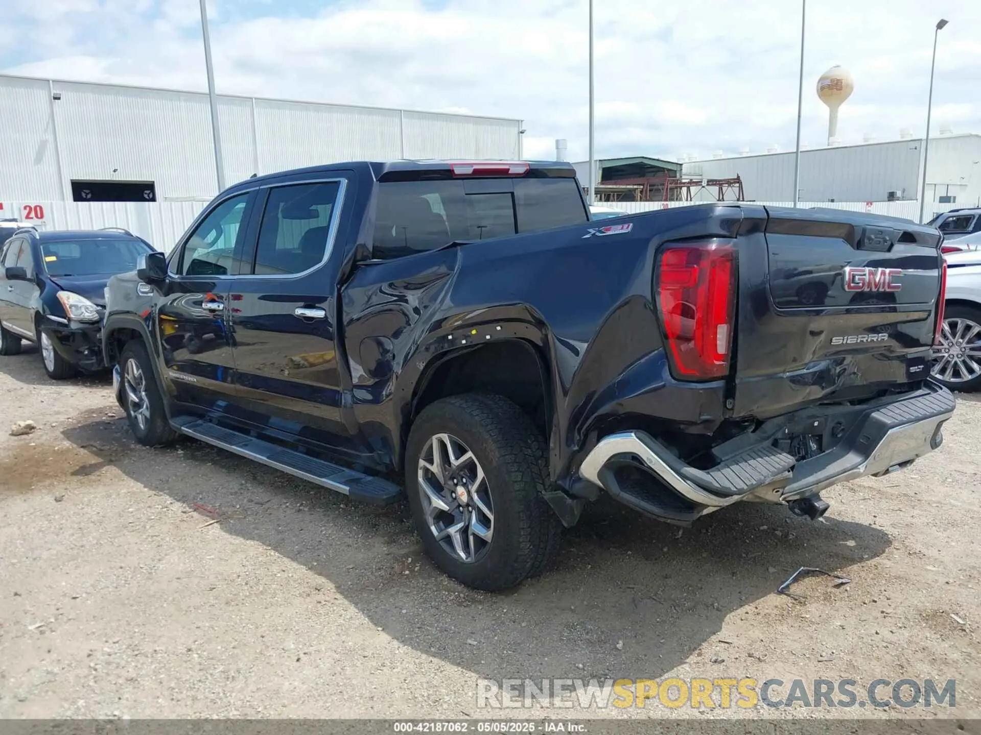 3 fotografías del automóvil dañado 3GTUUDED3RG247370 GMC SIERRA 1500 2024