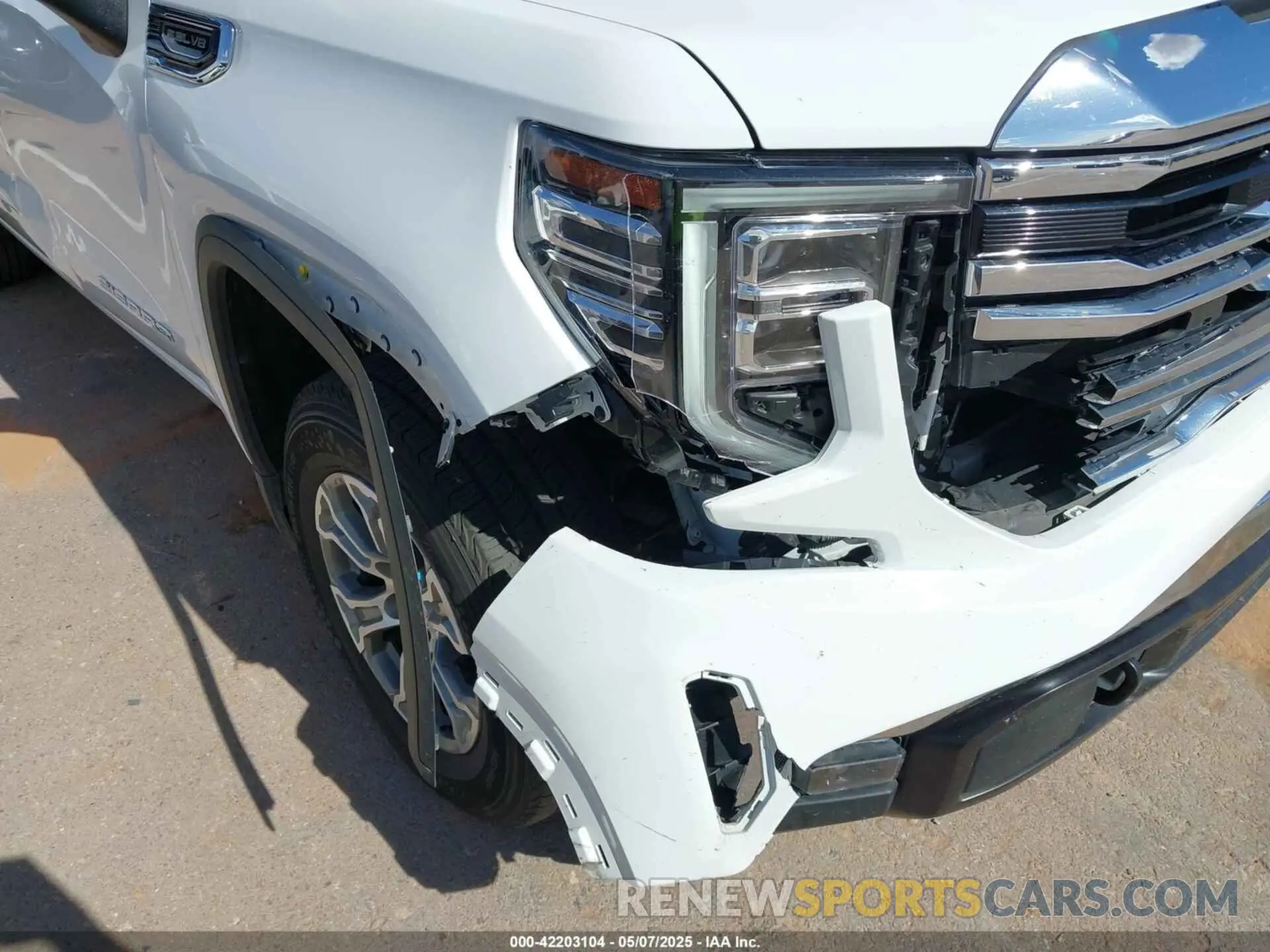 6 fotografías del automóvil dañado 3GTUUDED3RG390318 GMC SIERRA 1500 2024