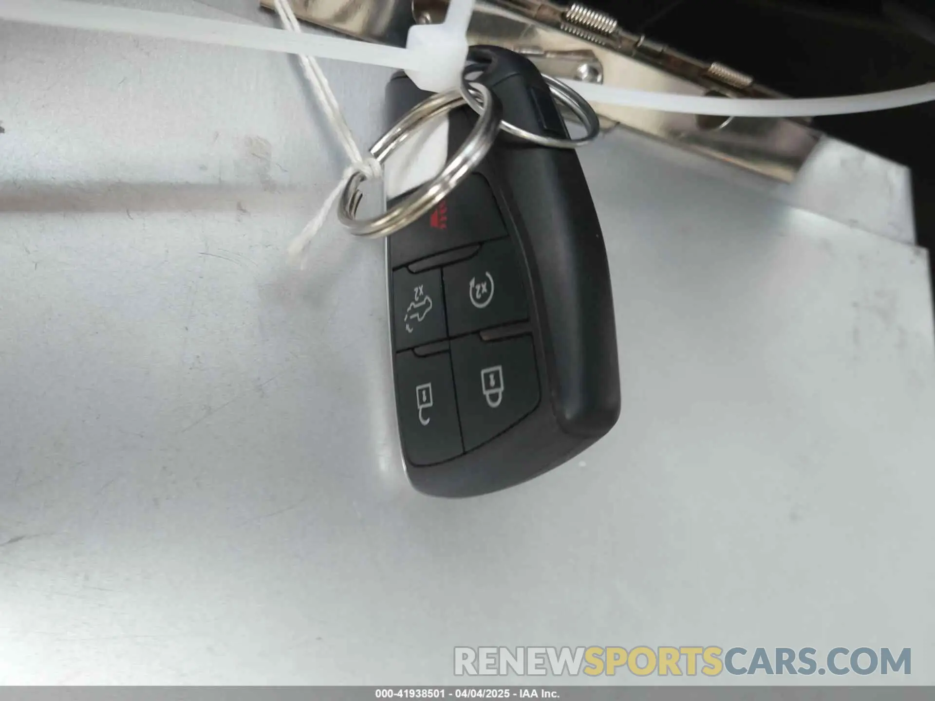 11 fotografías del automóvil dañado 3GTUUDED7RG162967 GMC SIERRA 1500 2024
