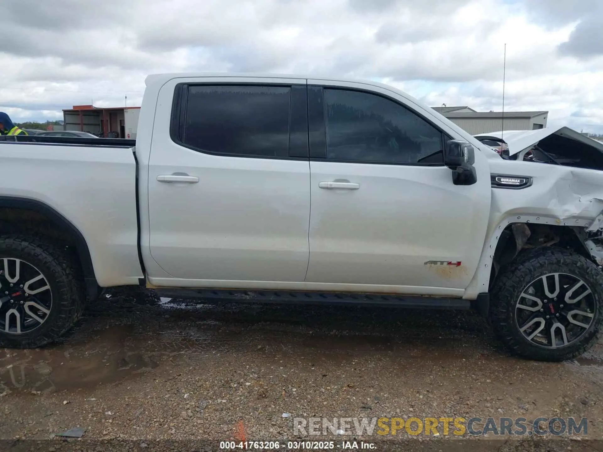 13 fotografías del automóvil dañado 3GTUUEE8XRG108099 GMC SIERRA 1500 2024