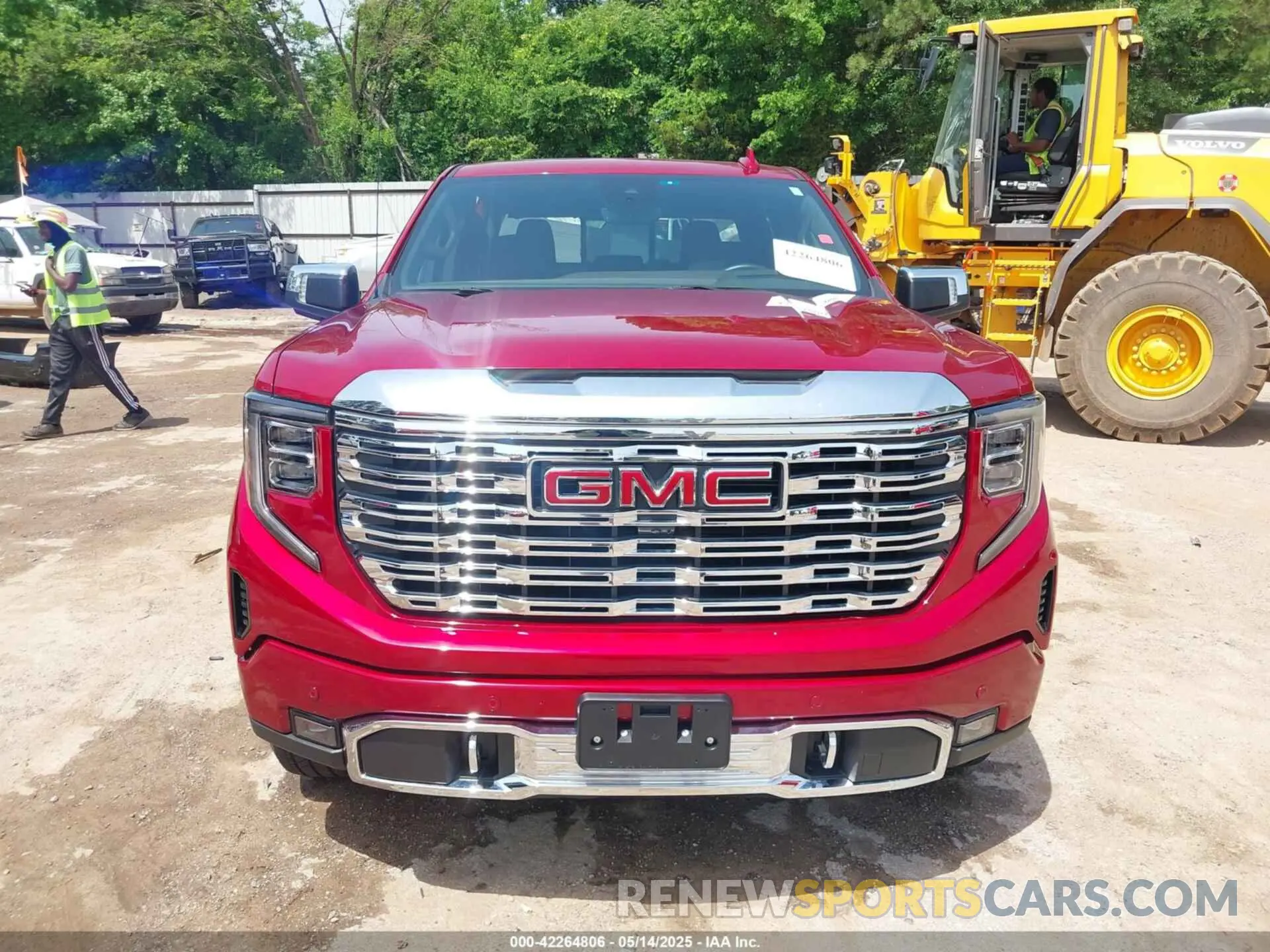 13 fotografías del automóvil dañado 3GTUUGED4RG320070 GMC SIERRA 1500 2024
