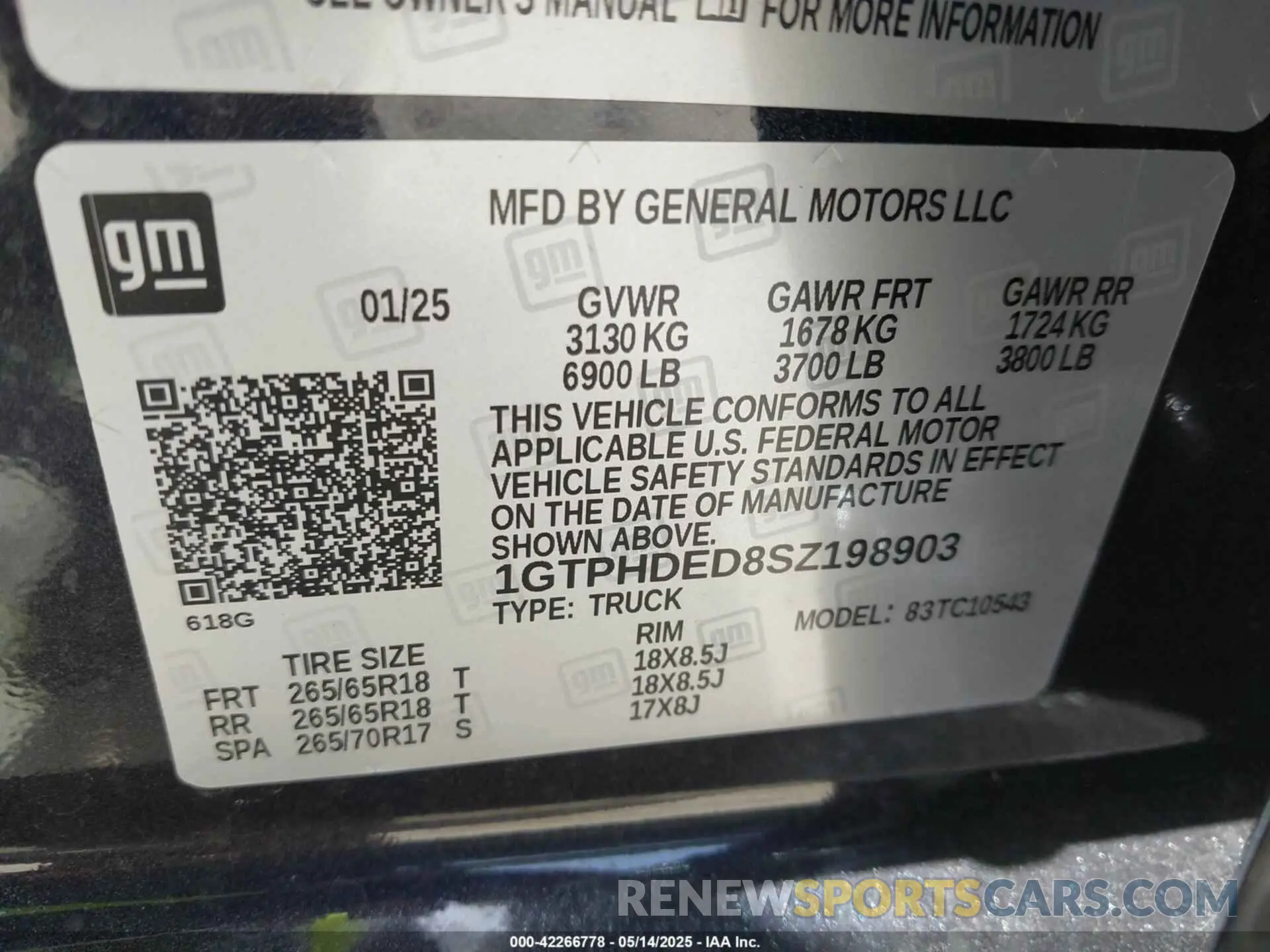 9 fotografías del automóvil dañado 1GTPHDED8SZ198903 GMC SIERRA 1500 2025