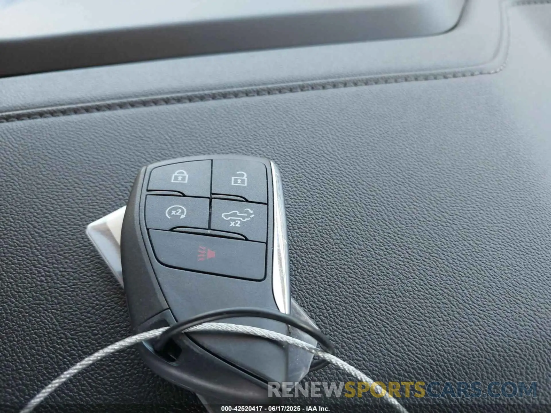 11 fotografías del automóvil dañado 1GTPHDEDXSZ198692 GMC SIERRA 1500 2025