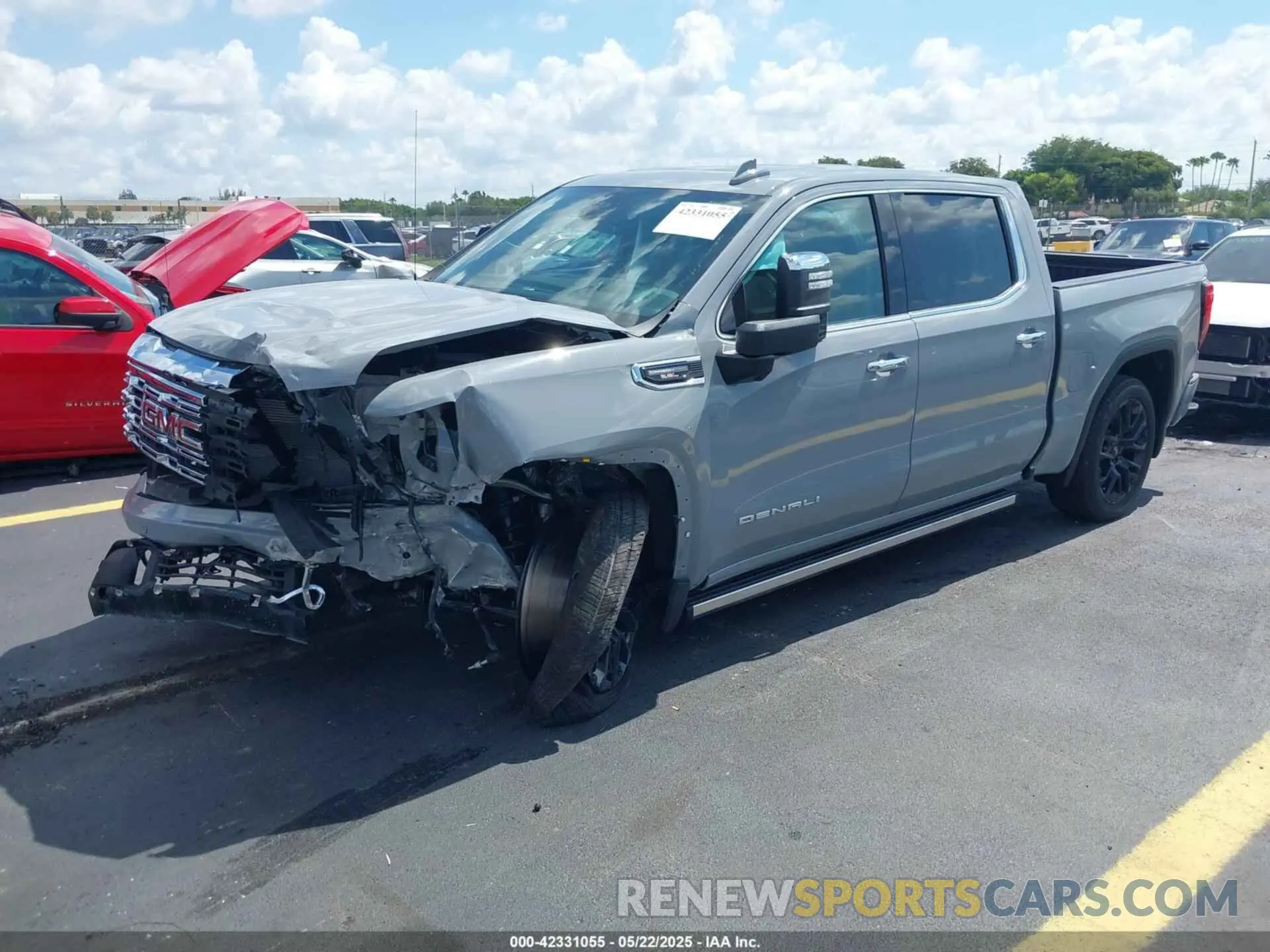 2 fotografías del automóvil dañado 1GTUUGEL9SZ177971 GMC SIERRA 1500 2025