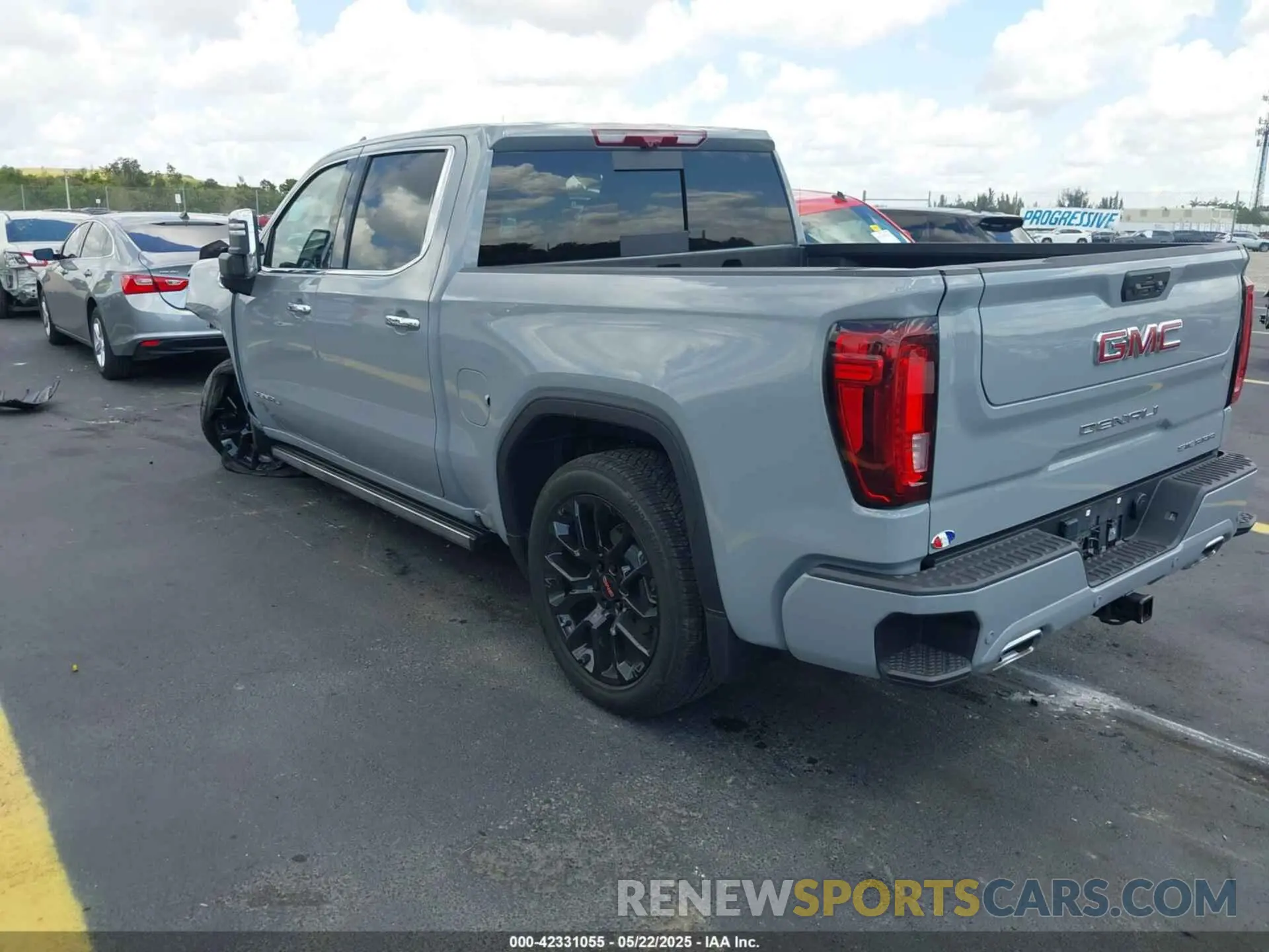 3 fotografías del automóvil dañado 1GTUUGEL9SZ177971 GMC SIERRA 1500 2025