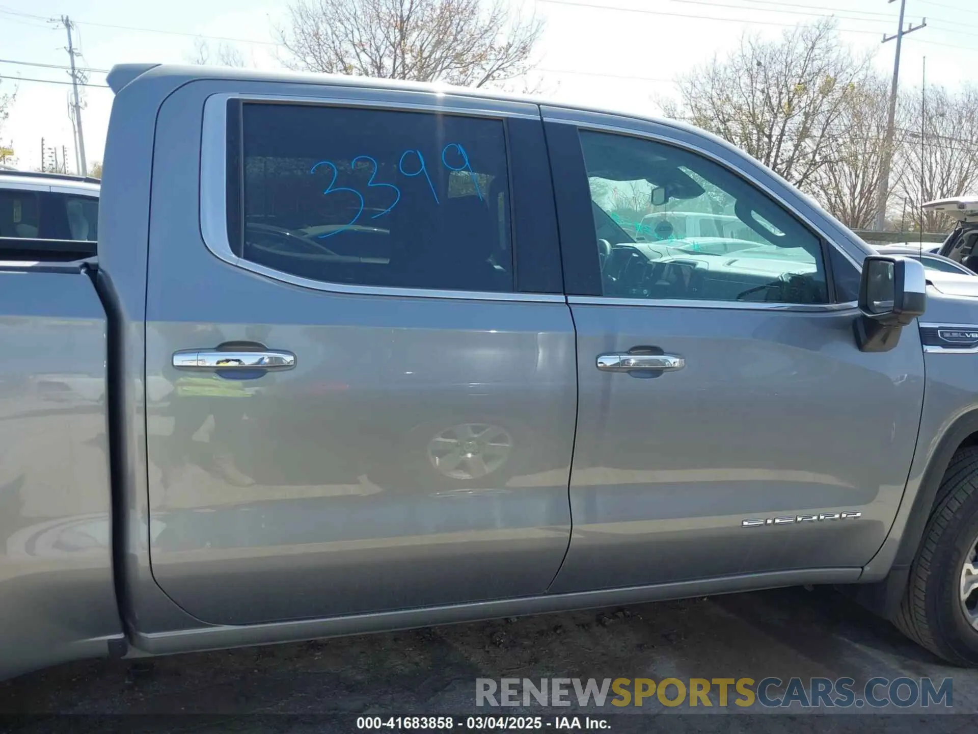 13 fotografías del automóvil dañado 3GTPHDED0SG200501 GMC SIERRA 1500 2025