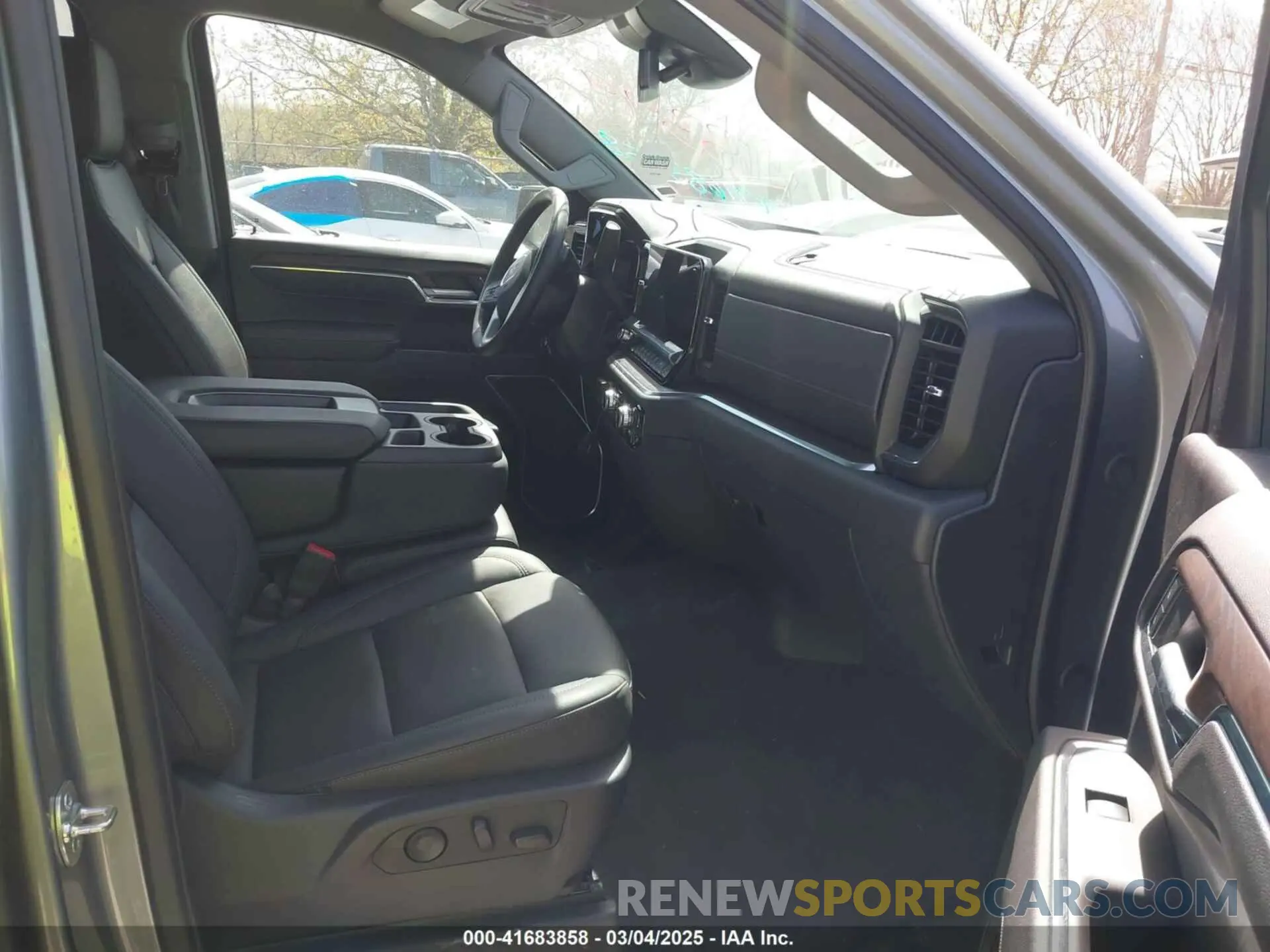 5 fotografías del automóvil dañado 3GTPHDED0SG200501 GMC SIERRA 1500 2025