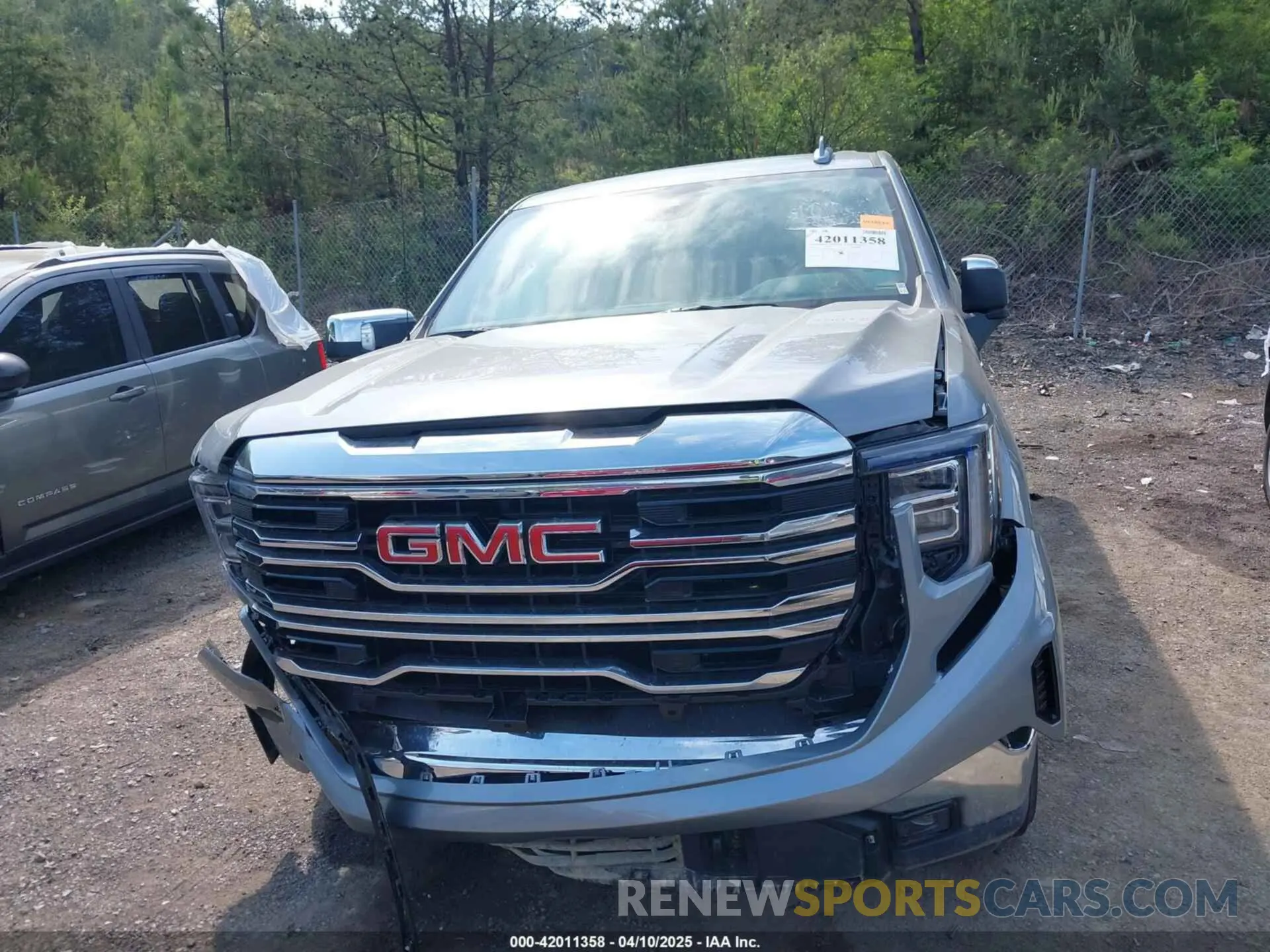 12 fotografías del automóvil dañado 3GTPHDED6SG204133 GMC SIERRA 1500 2025