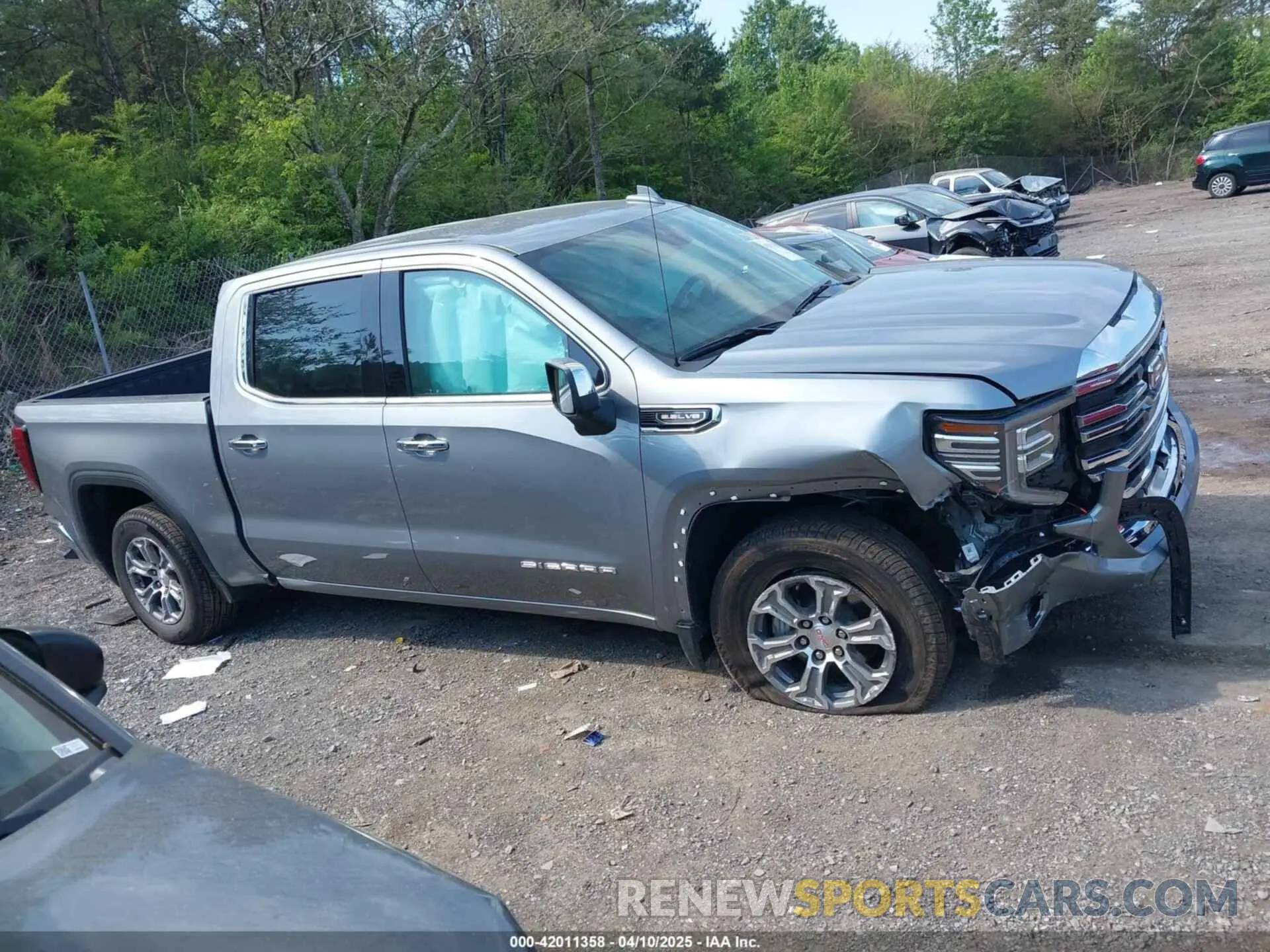 13 fotografías del automóvil dañado 3GTPHDED6SG204133 GMC SIERRA 1500 2025