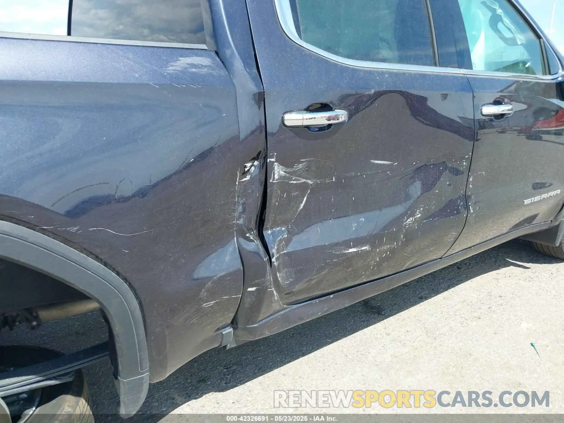 17 fotografías del automóvil dañado 3GTPHDED7SG246052 GMC SIERRA 1500 2025
