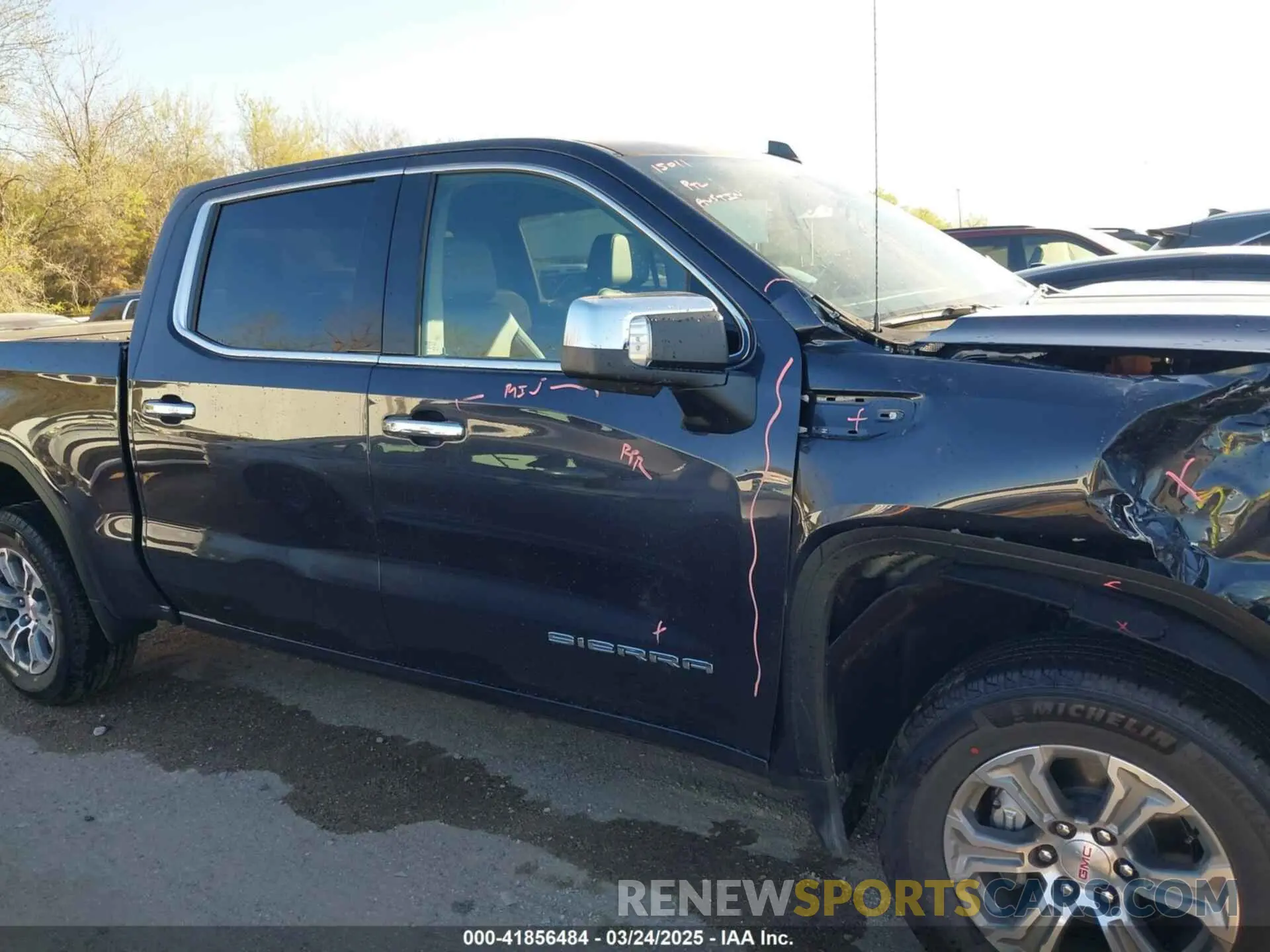 13 fotografías del automóvil dañado 3GTUUDED7SG248074 GMC SIERRA 1500 2025