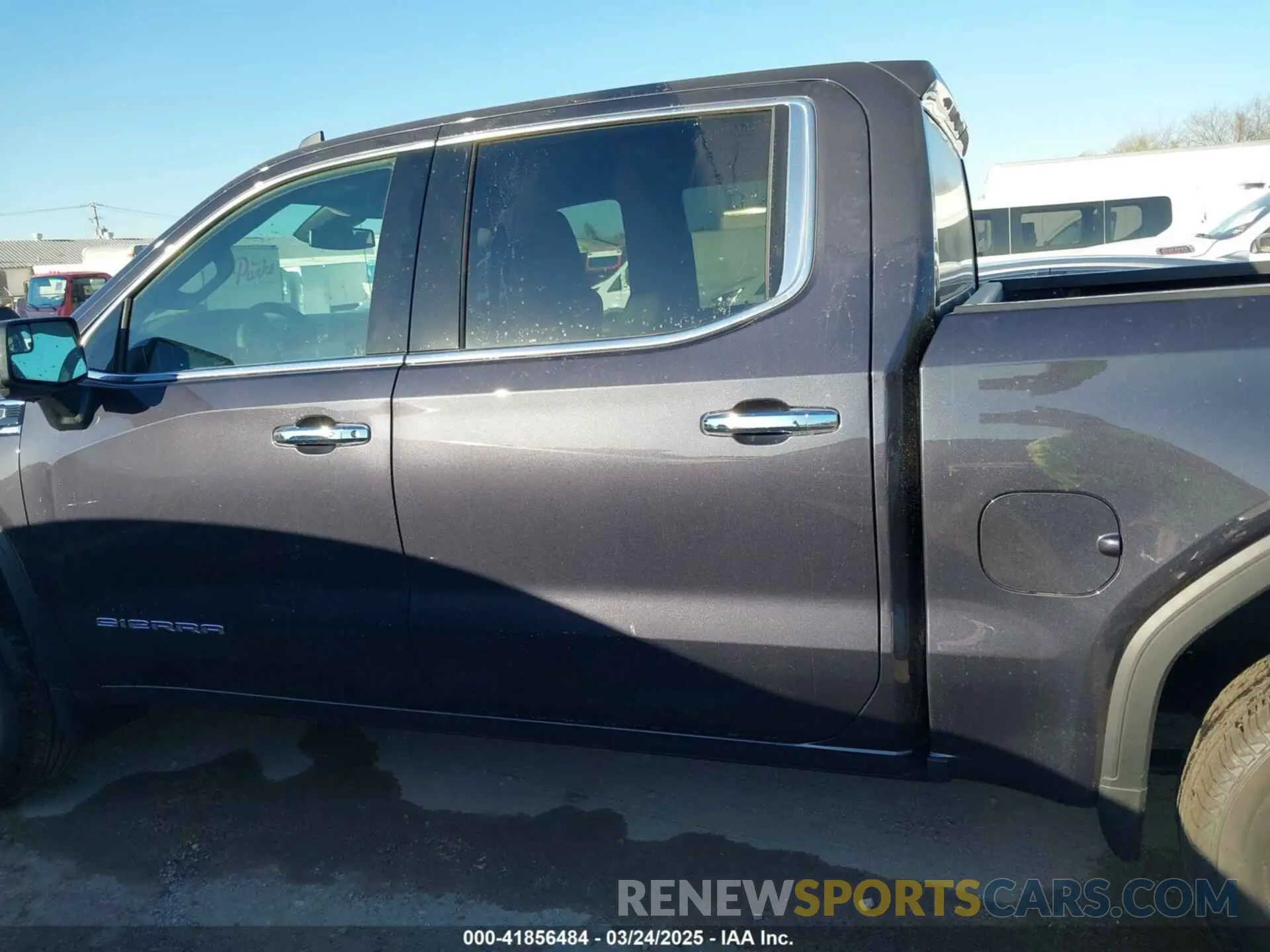 14 fotografías del automóvil dañado 3GTUUDED7SG248074 GMC SIERRA 1500 2025