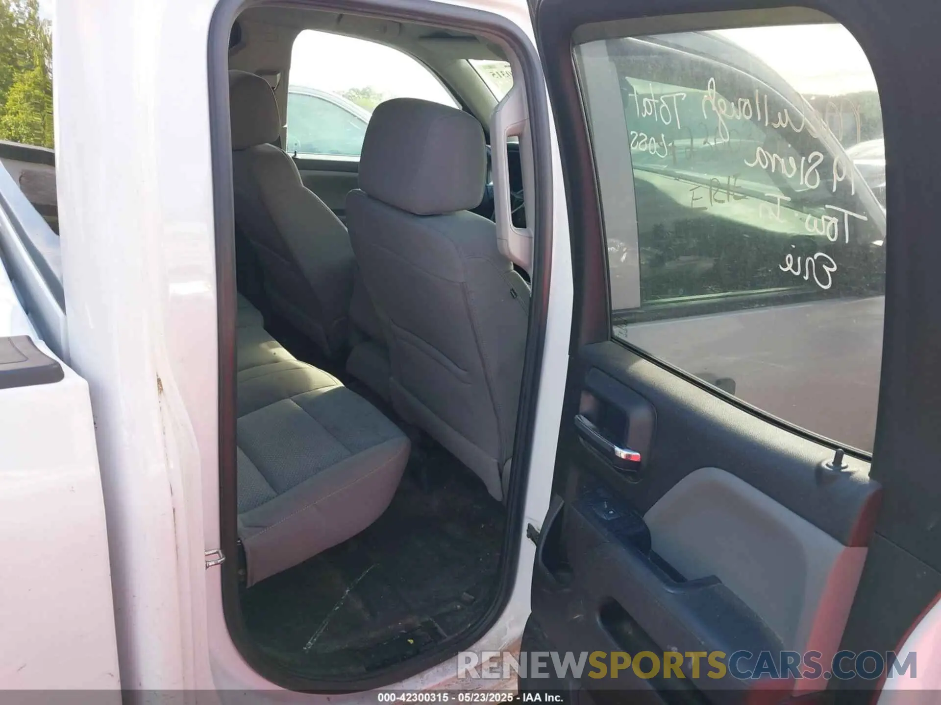 8 fotografías del automóvil dañado 2GTV2LEC1K1223241 GMC SIERRA 1500 LIMITED 2019