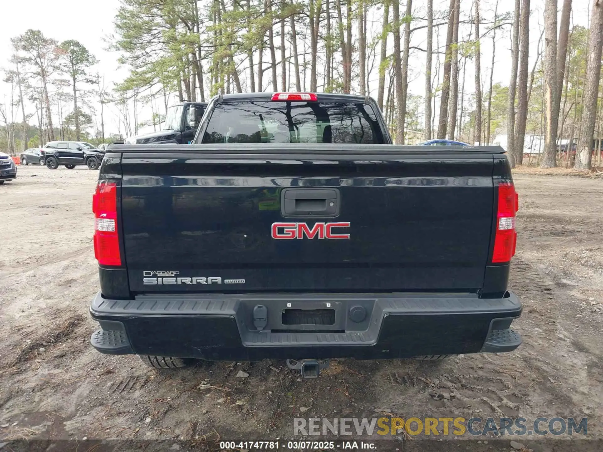 16 fotografías del automóvil dañado 2GTV2LEC2K1241991 GMC SIERRA 1500 LIMITED 2019