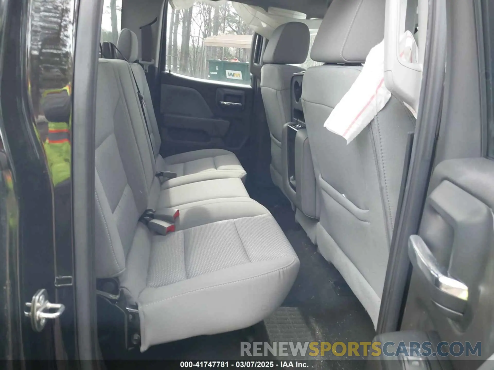 8 fotografías del automóvil dañado 2GTV2LEC2K1241991 GMC SIERRA 1500 LIMITED 2019