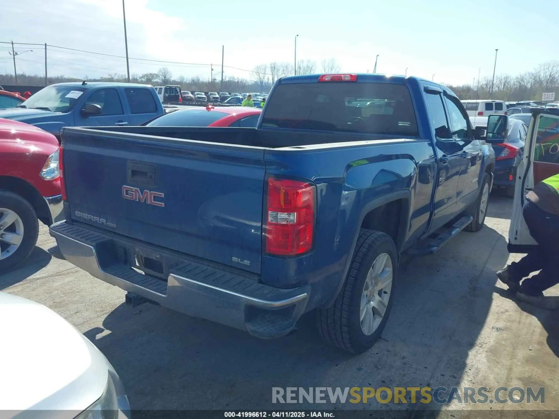 4 fotografías del automóvil dañado 2GTV2MEC5K1102900 GMC SIERRA 1500 LIMITED 2019