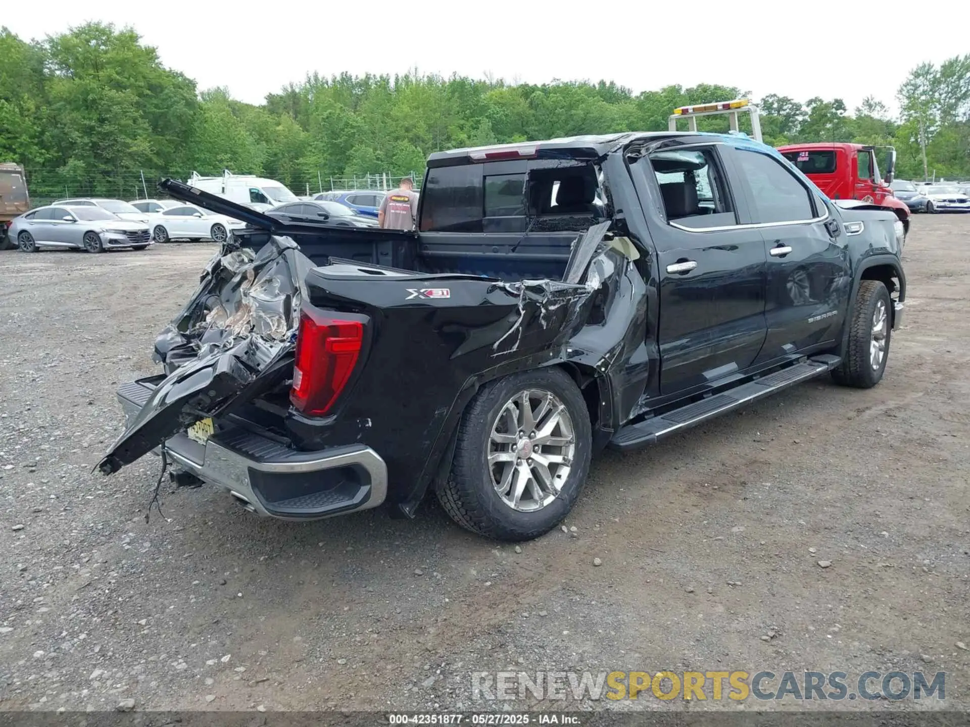 4 fotografías del automóvil dañado 3GTU9DET9NG211816 GMC SIERRA 1500 LIMITED 2022