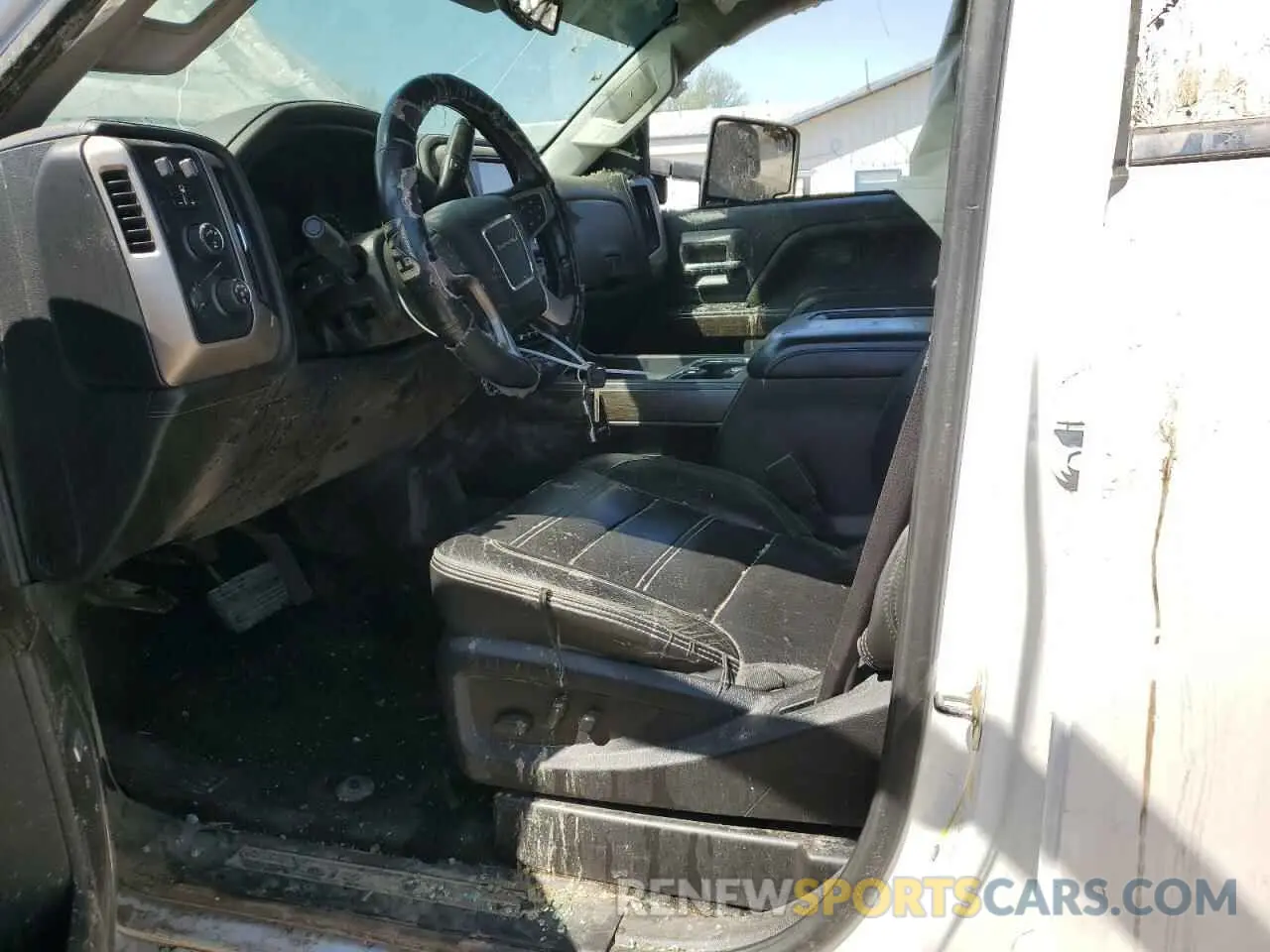 7 fotografías del automóvil dañado 1GT12SEY2KF106040 GMC SIERRA 2019