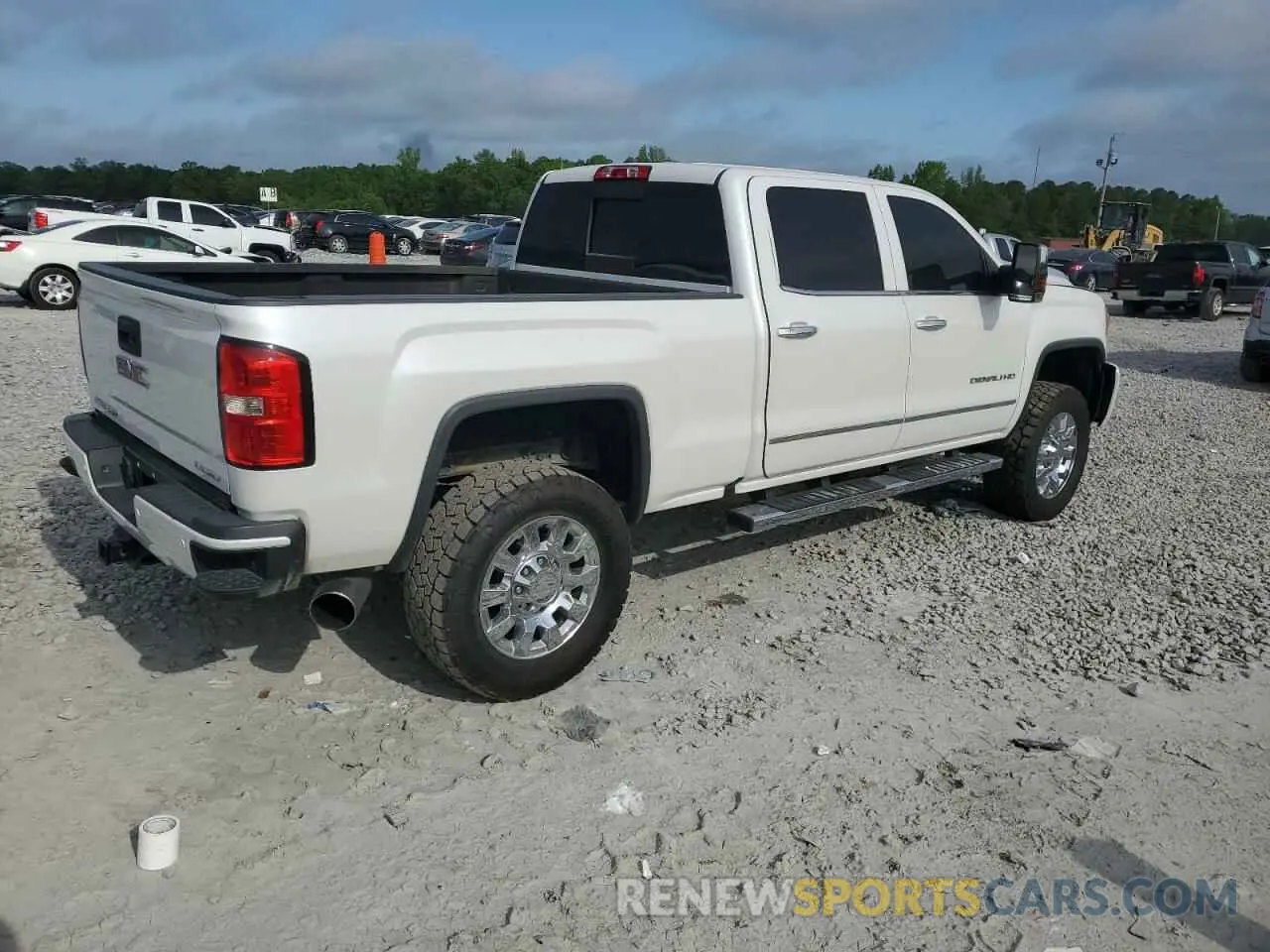 3 fotografías del automóvil dañado 1GT12SEY6KF184336 GMC SIERRA 2019