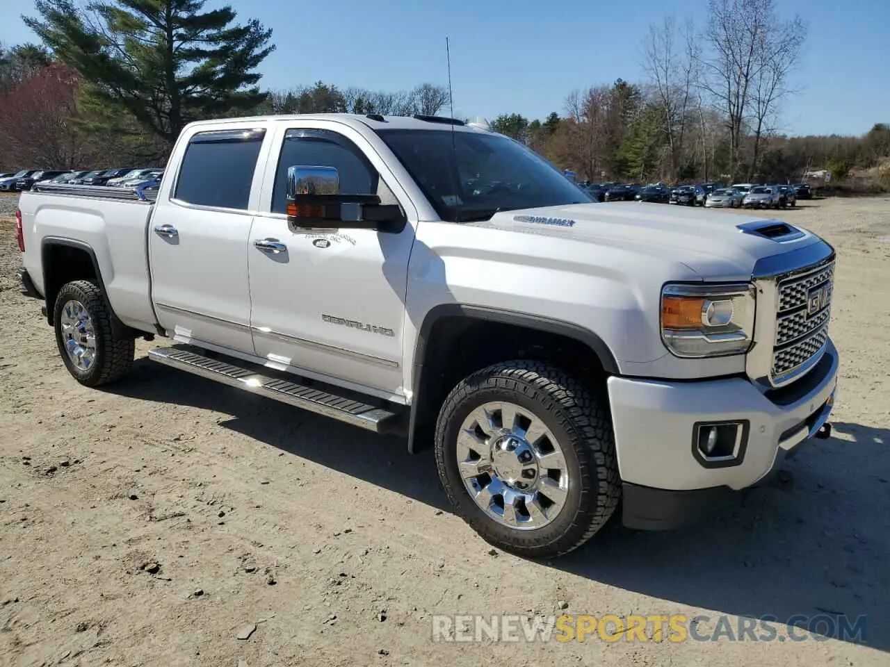 4 fotografías del automóvil dañado 1GT12SEY7KF230207 GMC SIERRA 2019