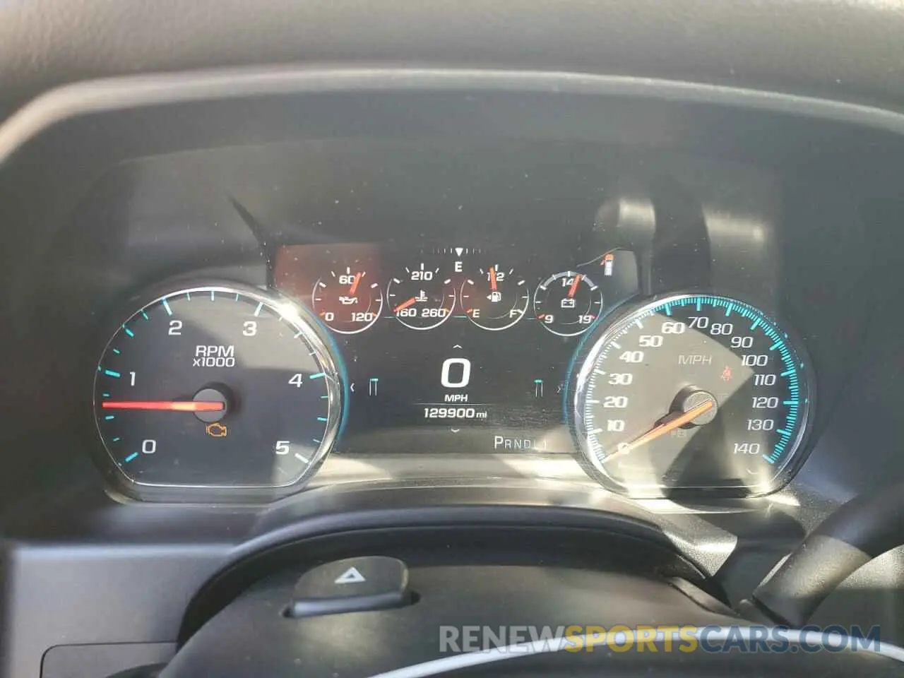 9 fotografías del automóvil dañado 1GT12SEY7KF230207 GMC SIERRA 2019