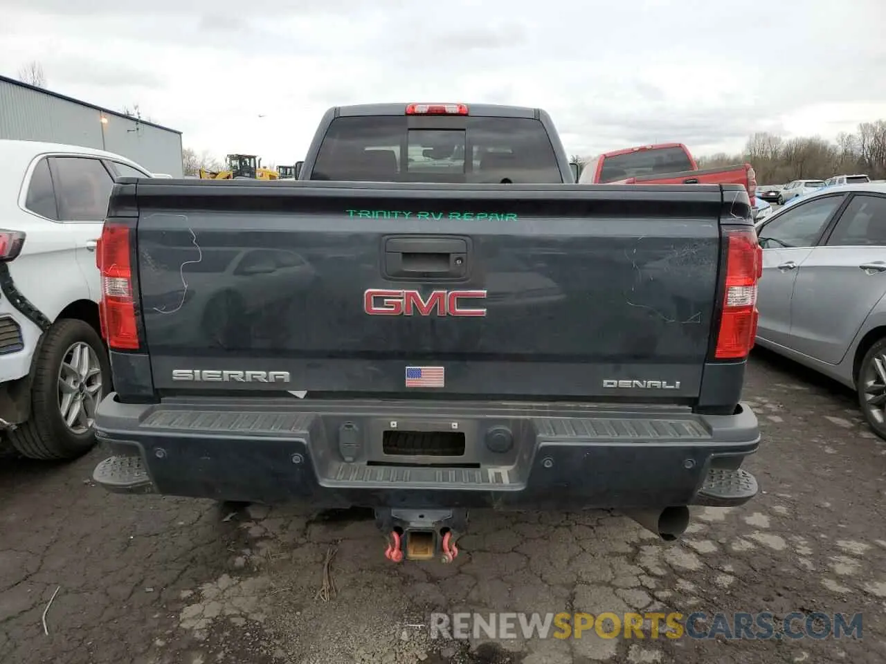 6 fotografías del automóvil dañado 1GT42WEY2KF249008 GMC SIERRA 2019
