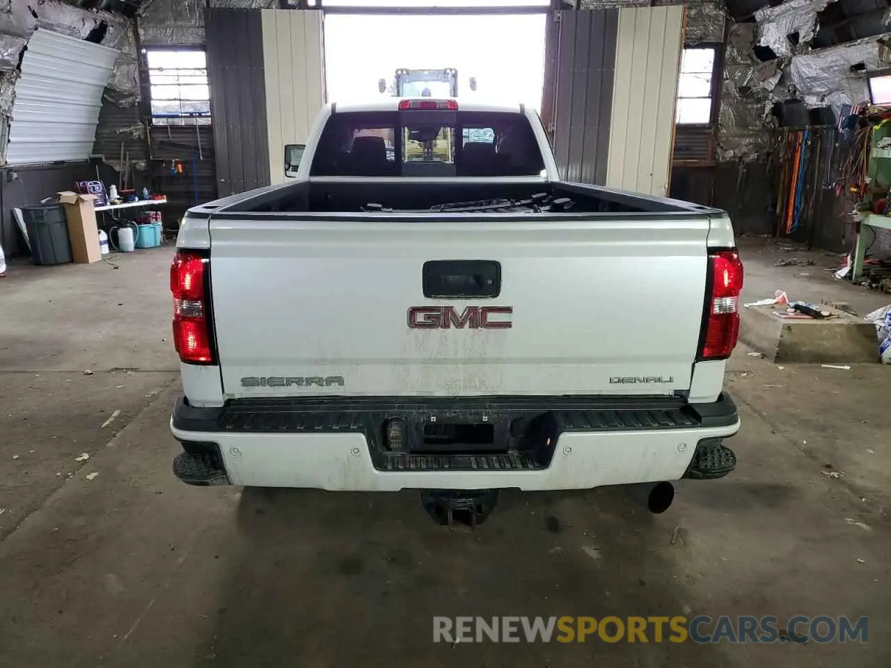 6 fotografías del automóvil dañado 1GT42WEY6KF250694 GMC SIERRA 2019