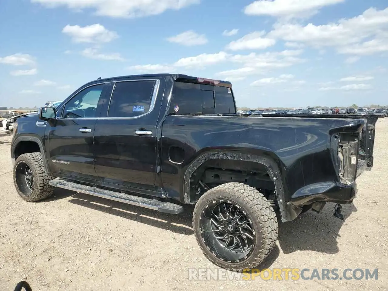 2 fotografías del automóvil dañado 1GTP8DED9KZ178403 GMC SIERRA 2019