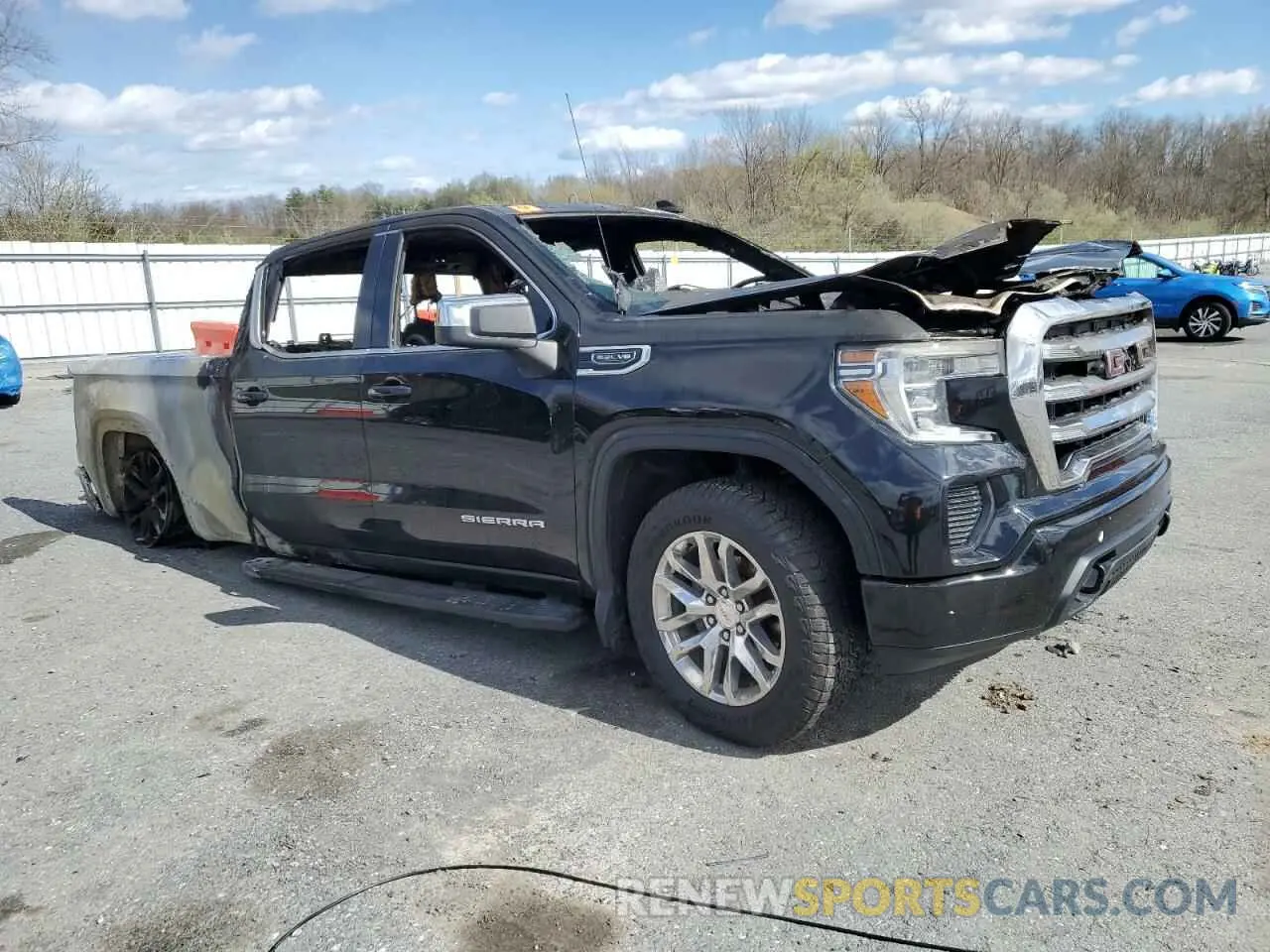 4 fotografías del automóvil dañado 1GTU9BED2KZ232225 GMC SIERRA 2019