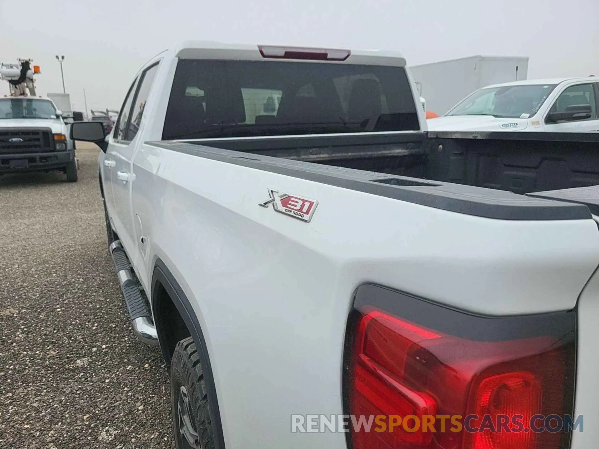 11 fotografías del automóvil dañado 1GTU9BED4KZ369893 GMC SIERRA 2019