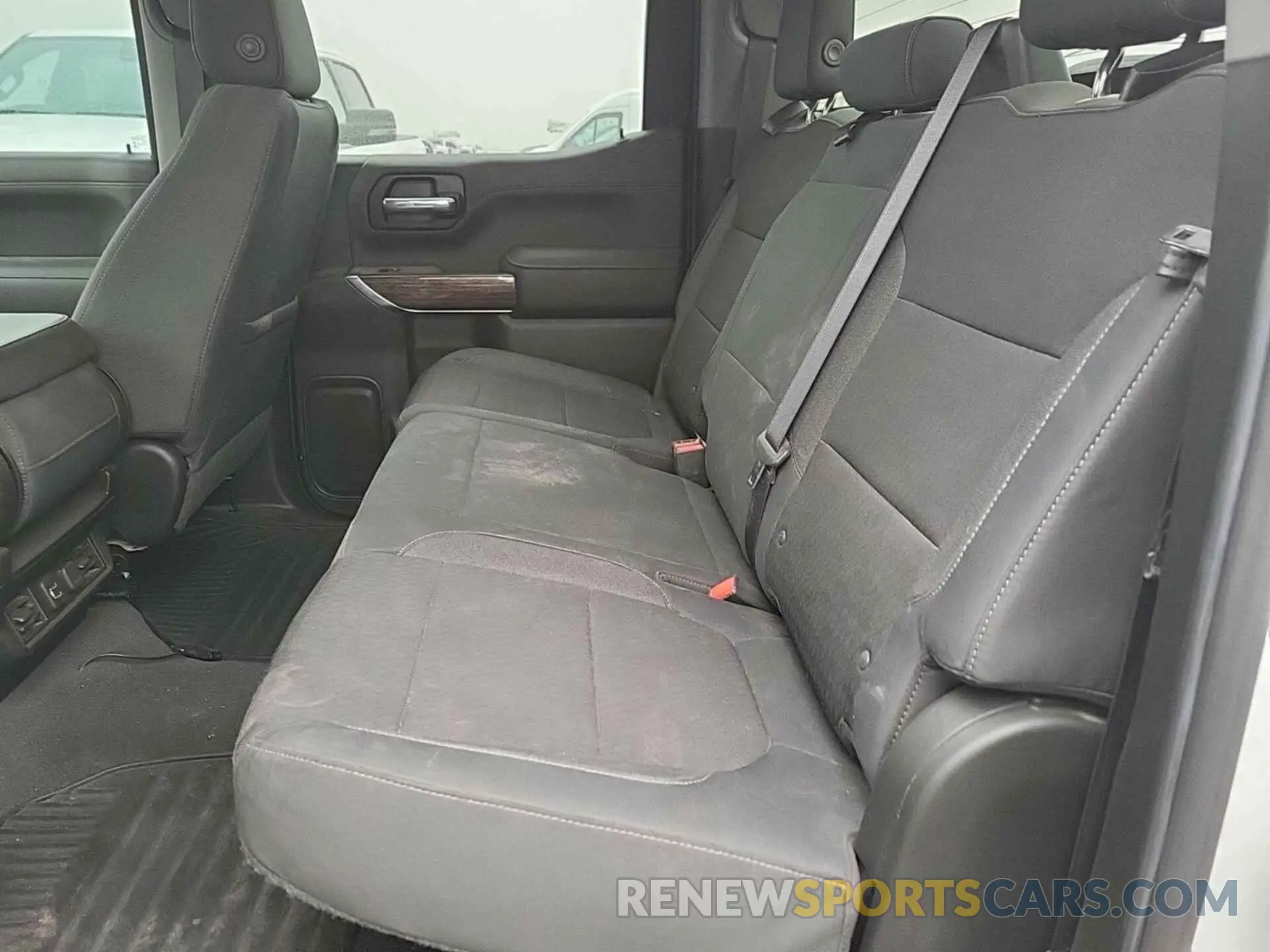 5 fotografías del automóvil dañado 1GTU9BED4KZ369893 GMC SIERRA 2019