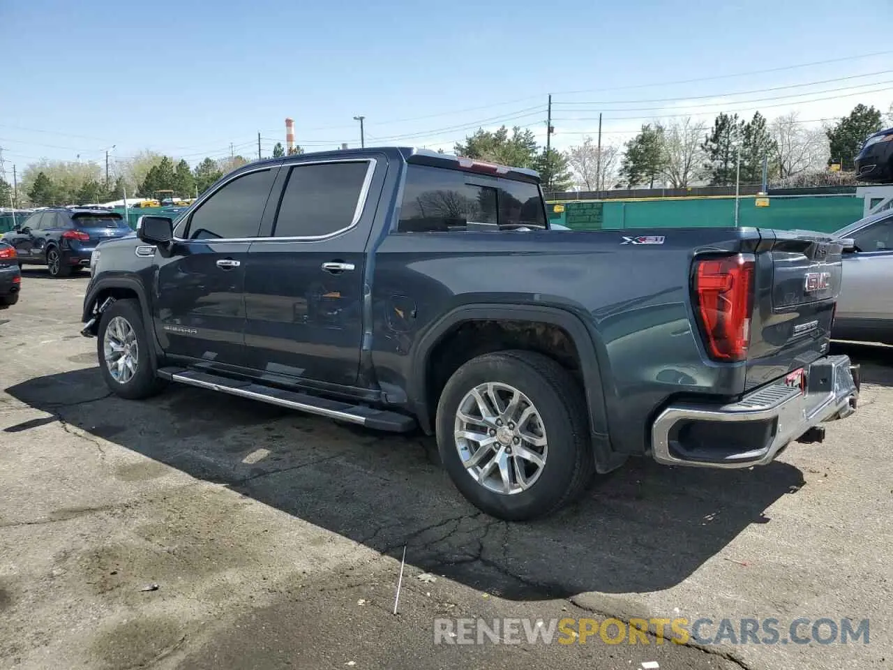 2 fotografías del automóvil dañado 1GTU9DED9KZ140427 GMC SIERRA 2019