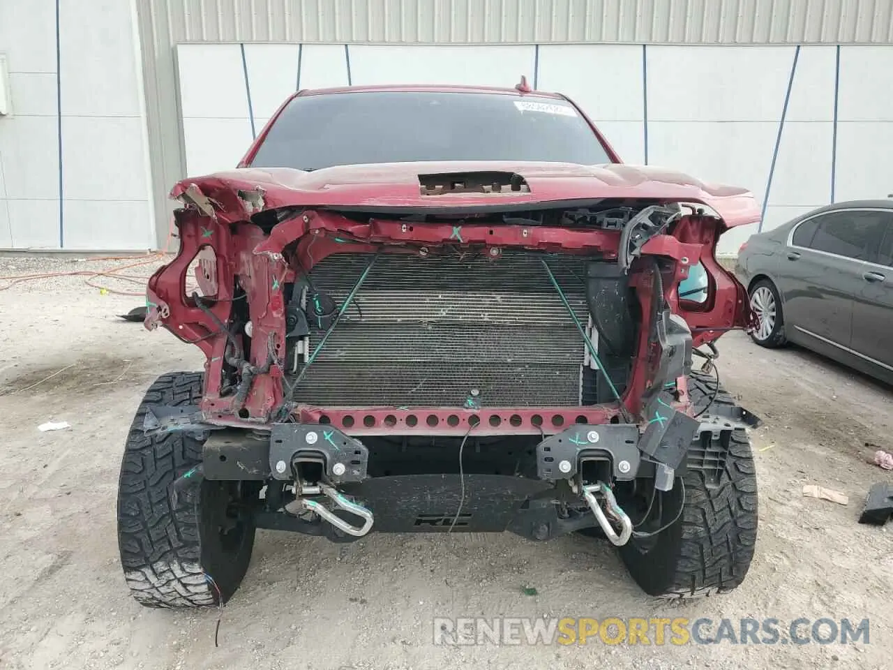 5 fotografías del automóvil dañado 1GTU9FEL4KZ104860 GMC SIERRA 2019