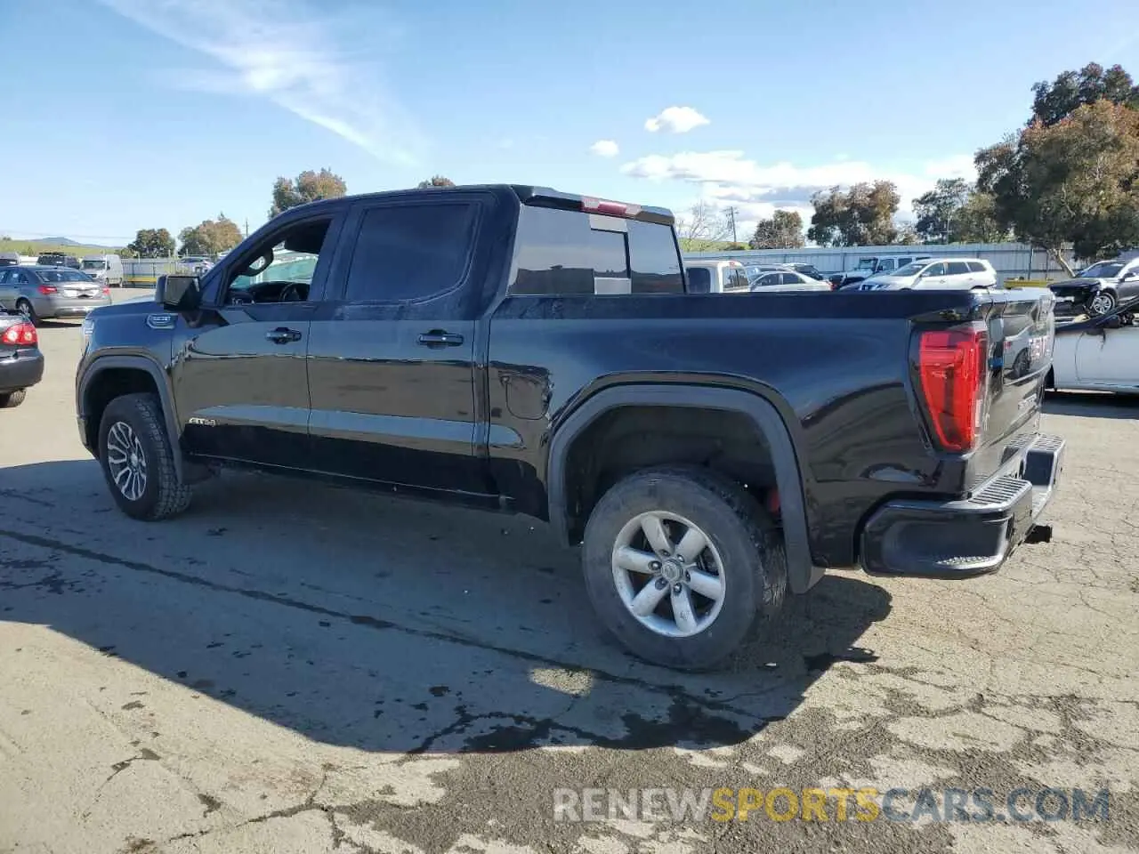 2 fotografías del automóvil dañado 3GTP9EED7KG261346 GMC SIERRA 2019