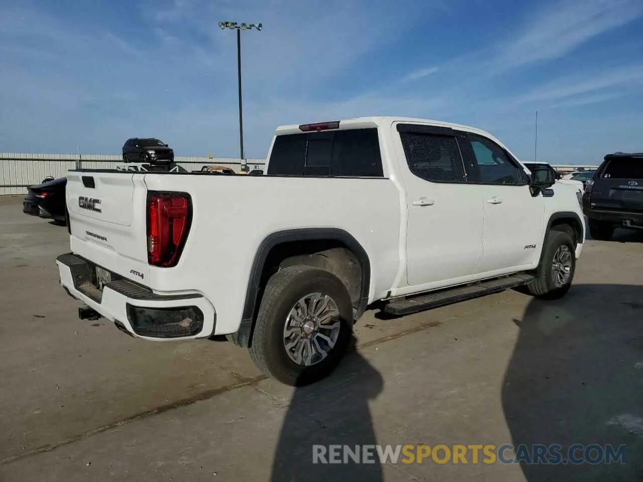 3 fotografías del automóvil dañado 3GTP9EEL8KG254039 GMC SIERRA 2019