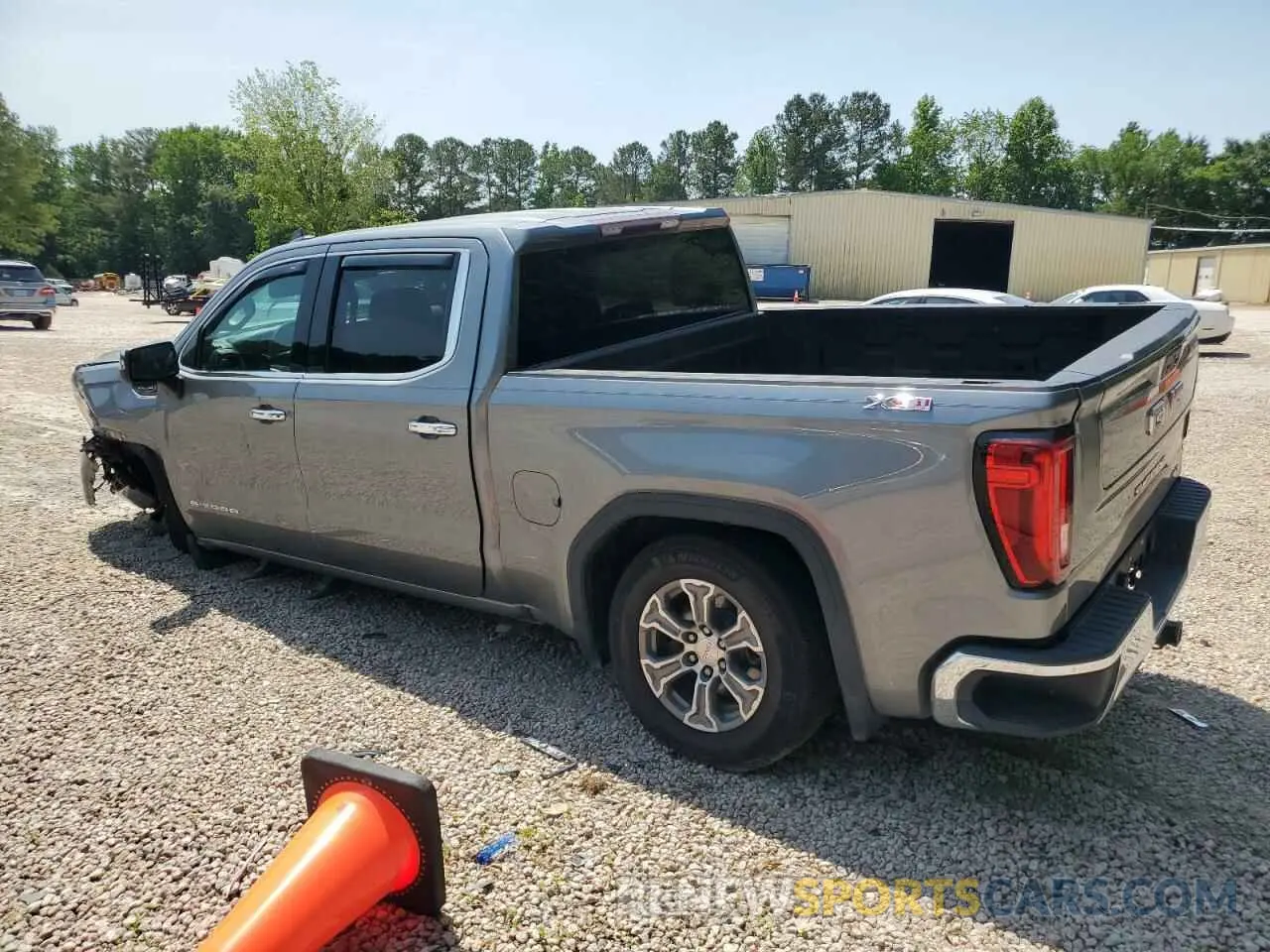 2 fotografías del automóvil dañado 3GTU9DED2KG223813 GMC SIERRA 2019