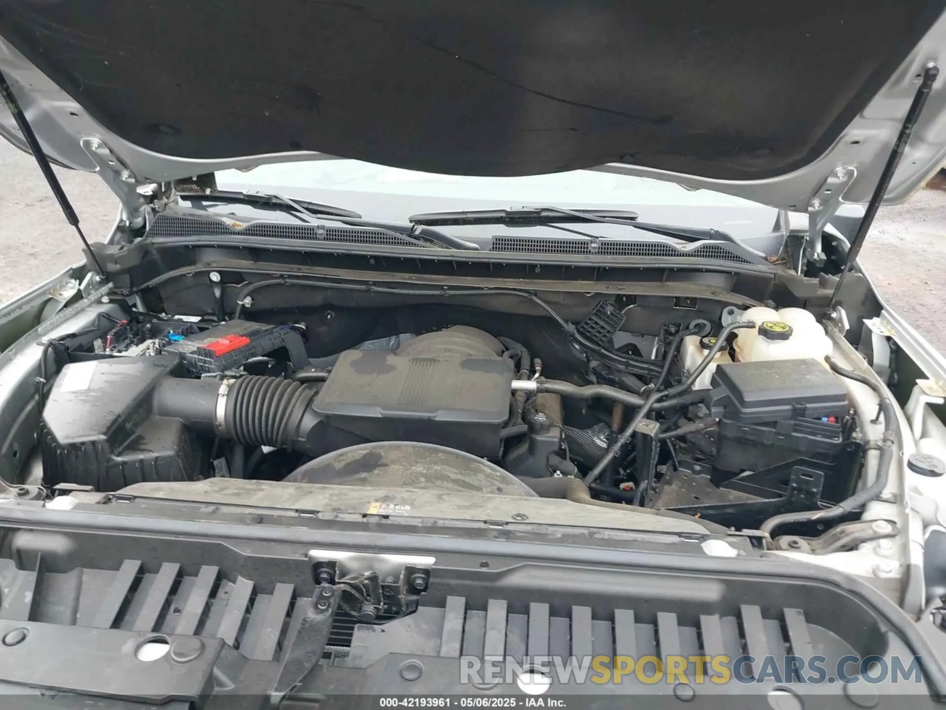 10 fotografías del automóvil dañado 1GT49RE79LF285364 GMC SIERRA 2020