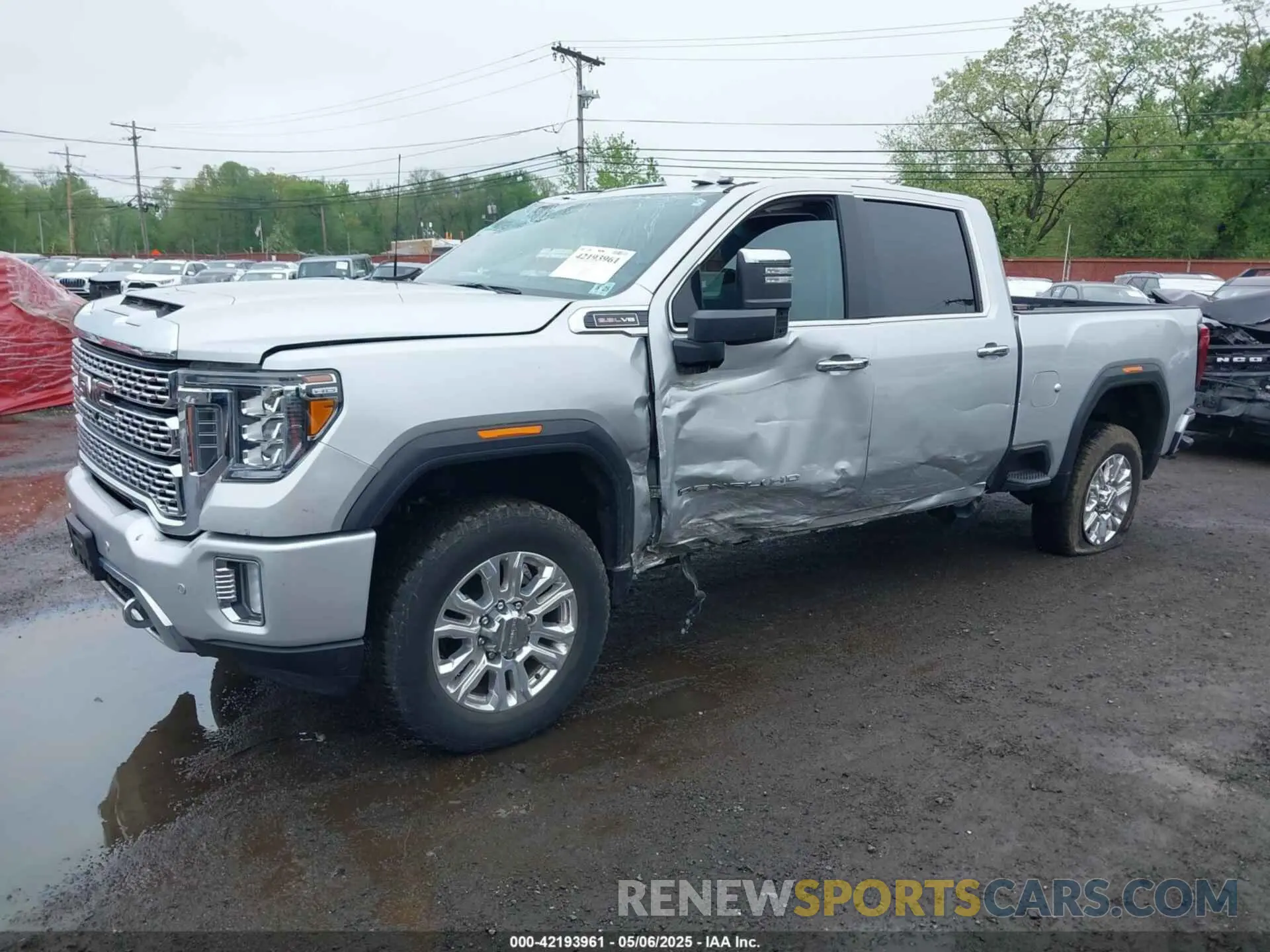 2 fotografías del automóvil dañado 1GT49RE79LF285364 GMC SIERRA 2020