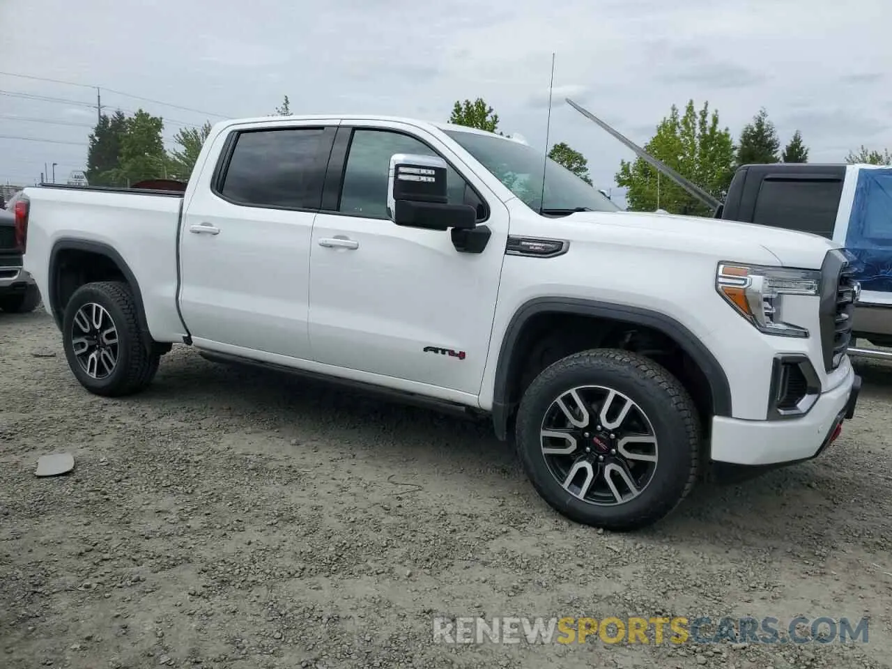 4 fotografías del automóvil dañado 1GTP9EEL5LZ210176 GMC SIERRA 2020