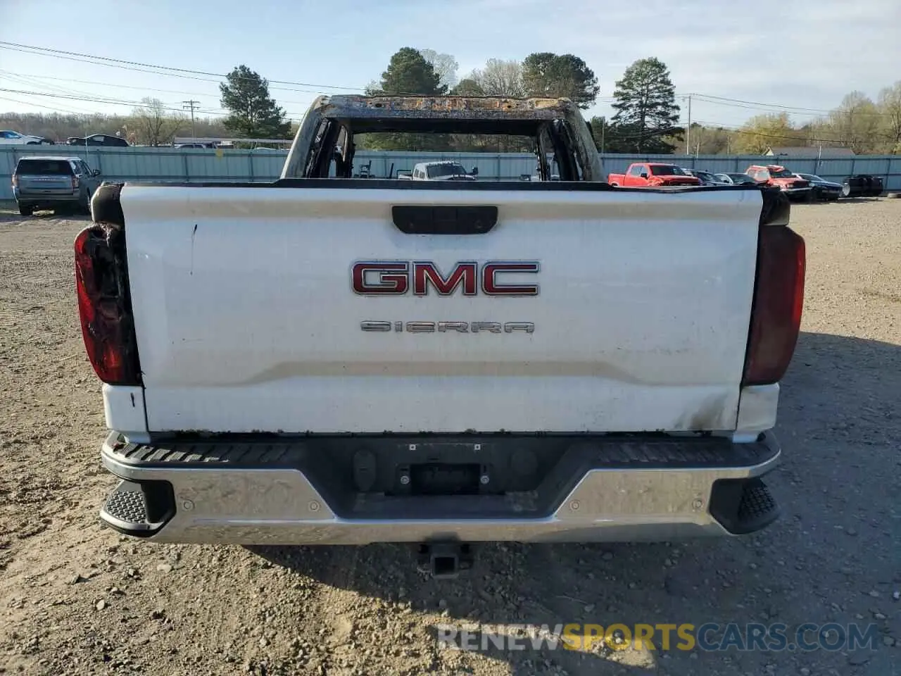 6 fotografías del automóvil dañado 1GTR8AEF0LZ322107 GMC SIERRA 2020