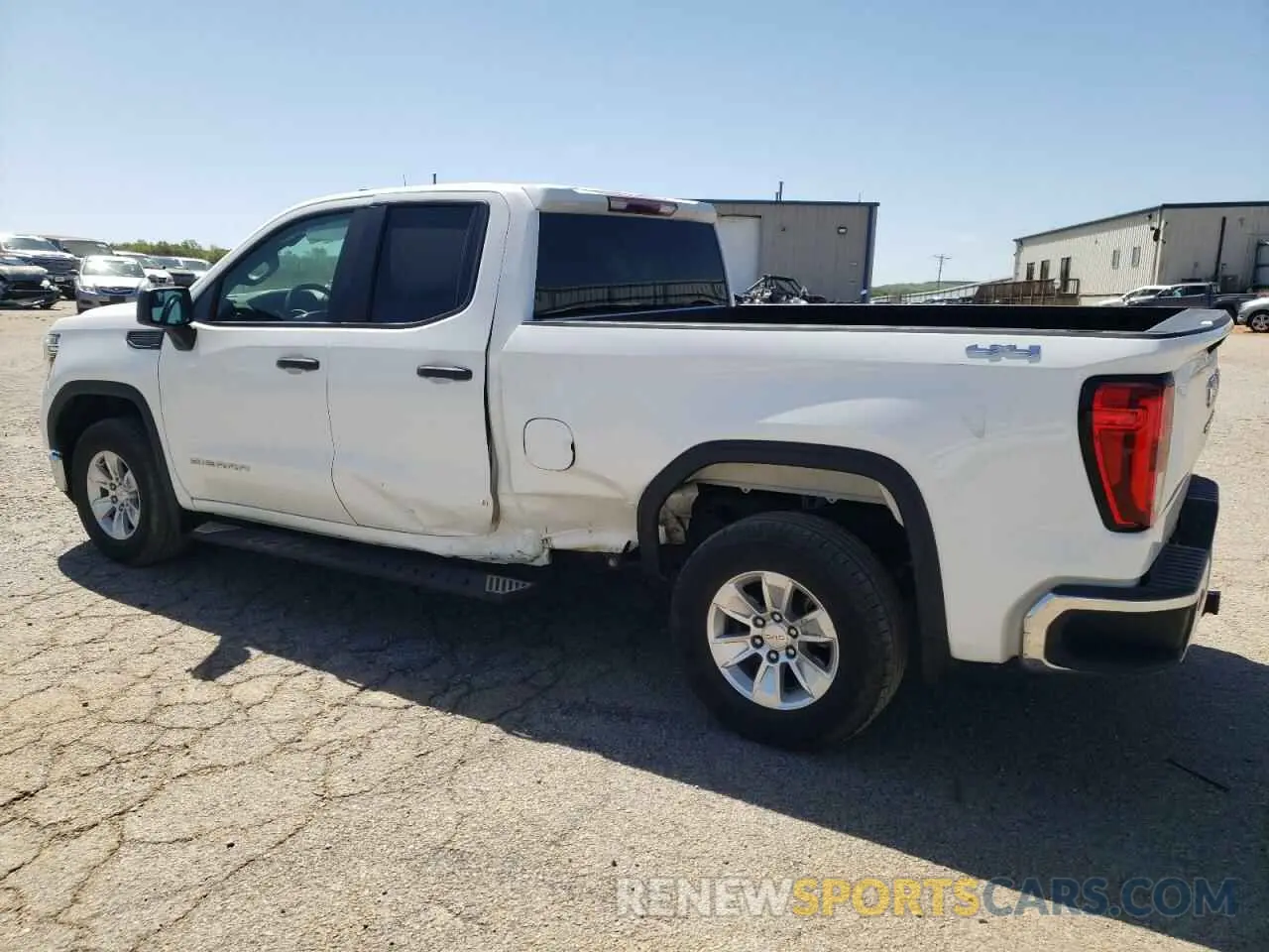 2 fotografías del automóvil dañado 1GTR9AEF6LZ294813 GMC SIERRA 2020