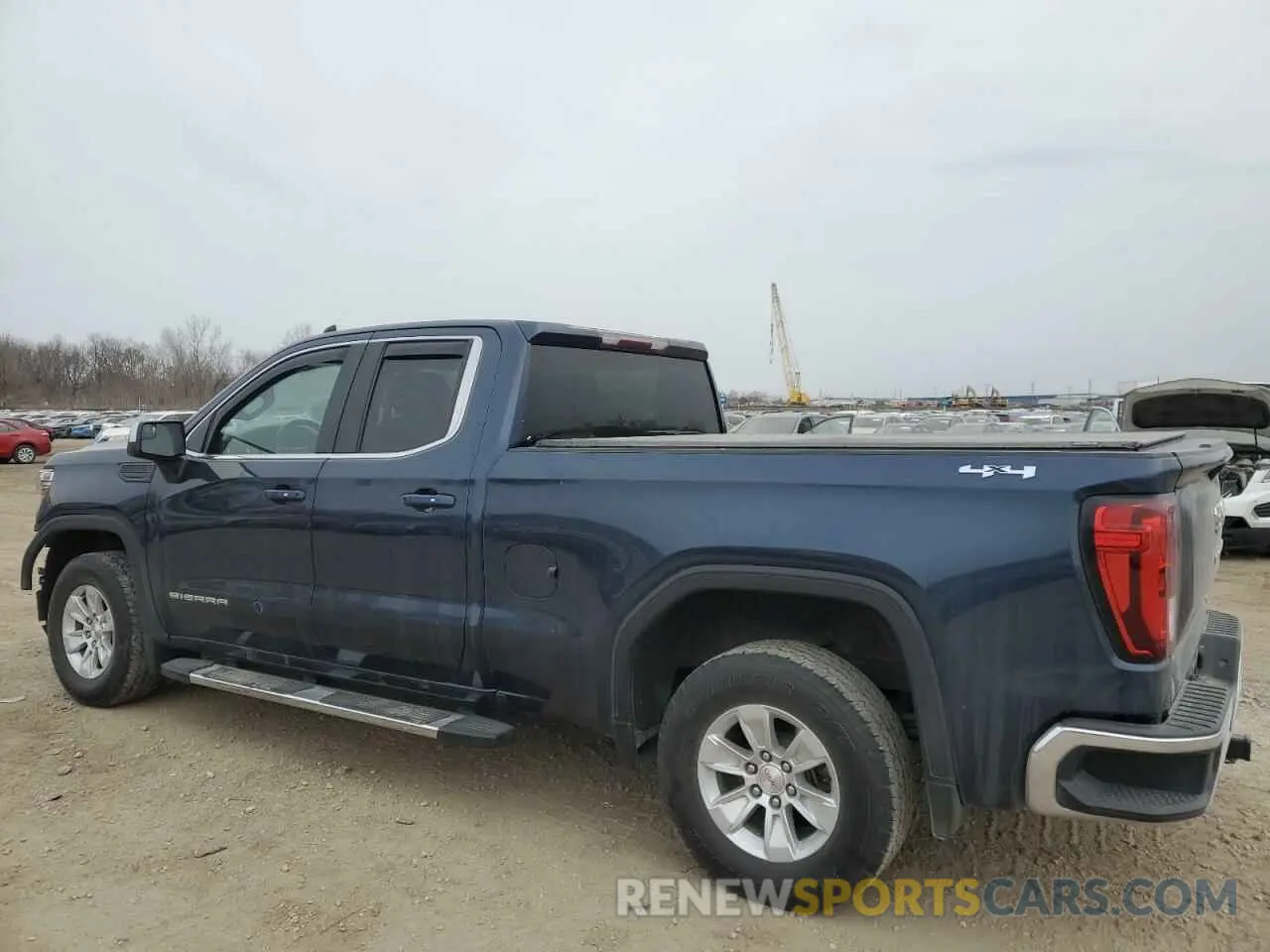 2 fotografías del automóvil dañado 1GTR9BEKXLZ225917 GMC SIERRA 2020