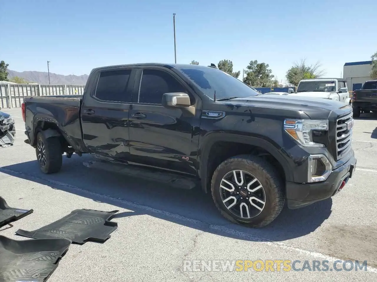 4 fotografías del automóvil dañado 1GTU9EET7LZ316857 GMC SIERRA 2020