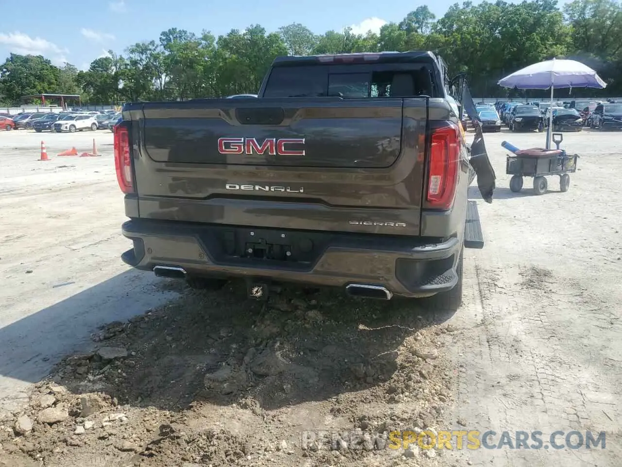 6 fotografías del automóvil dañado 1GTU9FEL3LZ164890 GMC SIERRA 2020