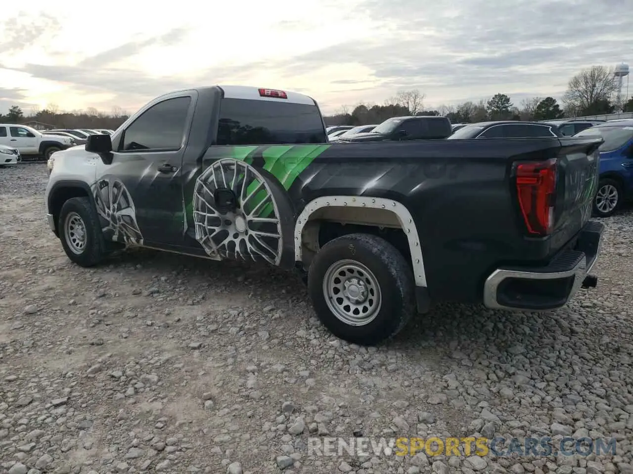 2 fotografías del automóvil dañado 3GTN8AEF0LG214844 GMC SIERRA 2020