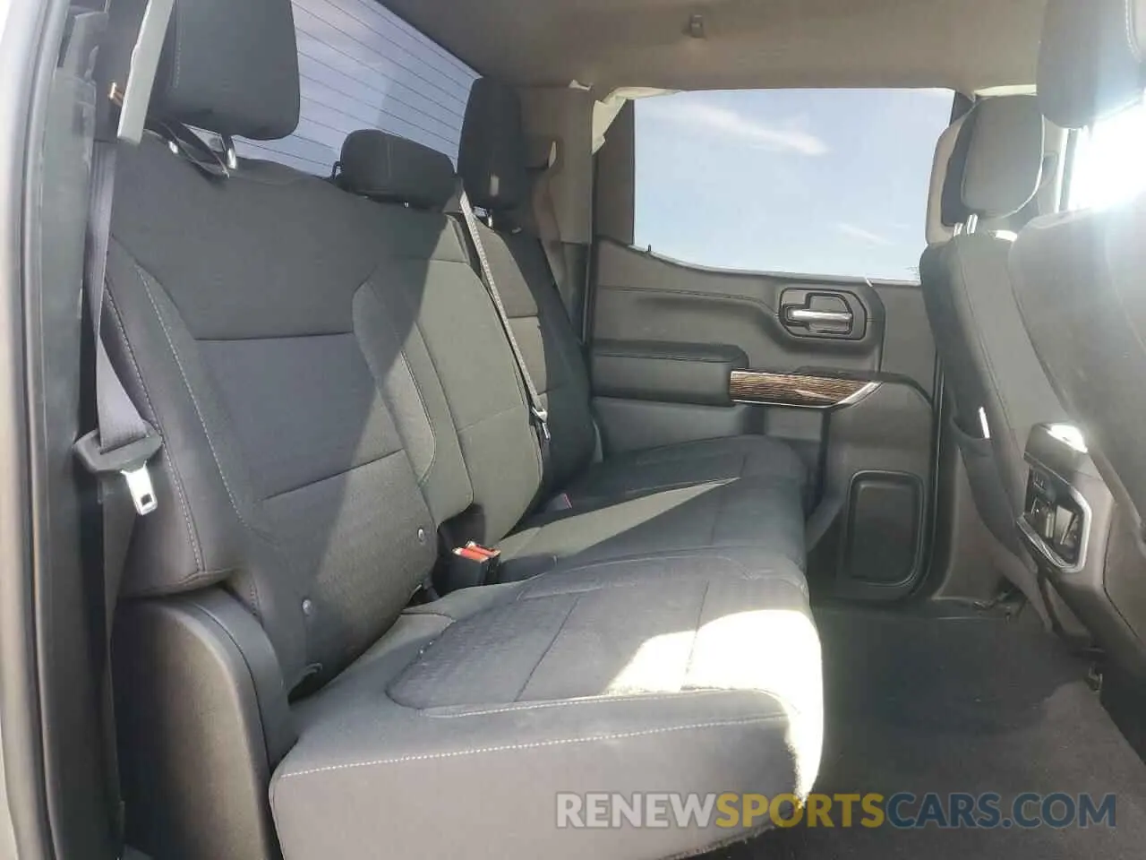 10 fotografías del automóvil dañado 3GTP8BED6LG346357 GMC SIERRA 2020